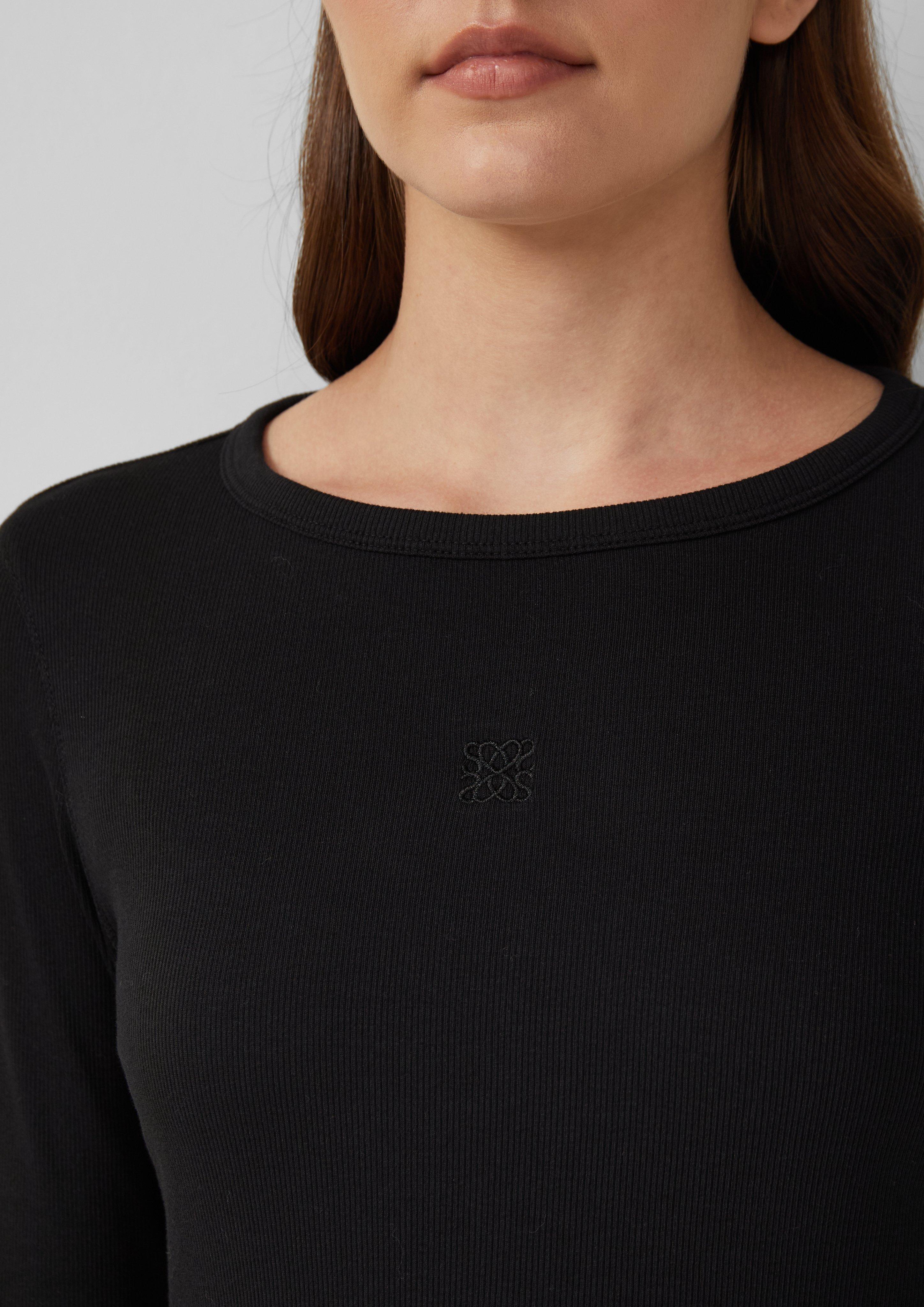 T-Shirt in 9999, 6933, 0210 & 3902