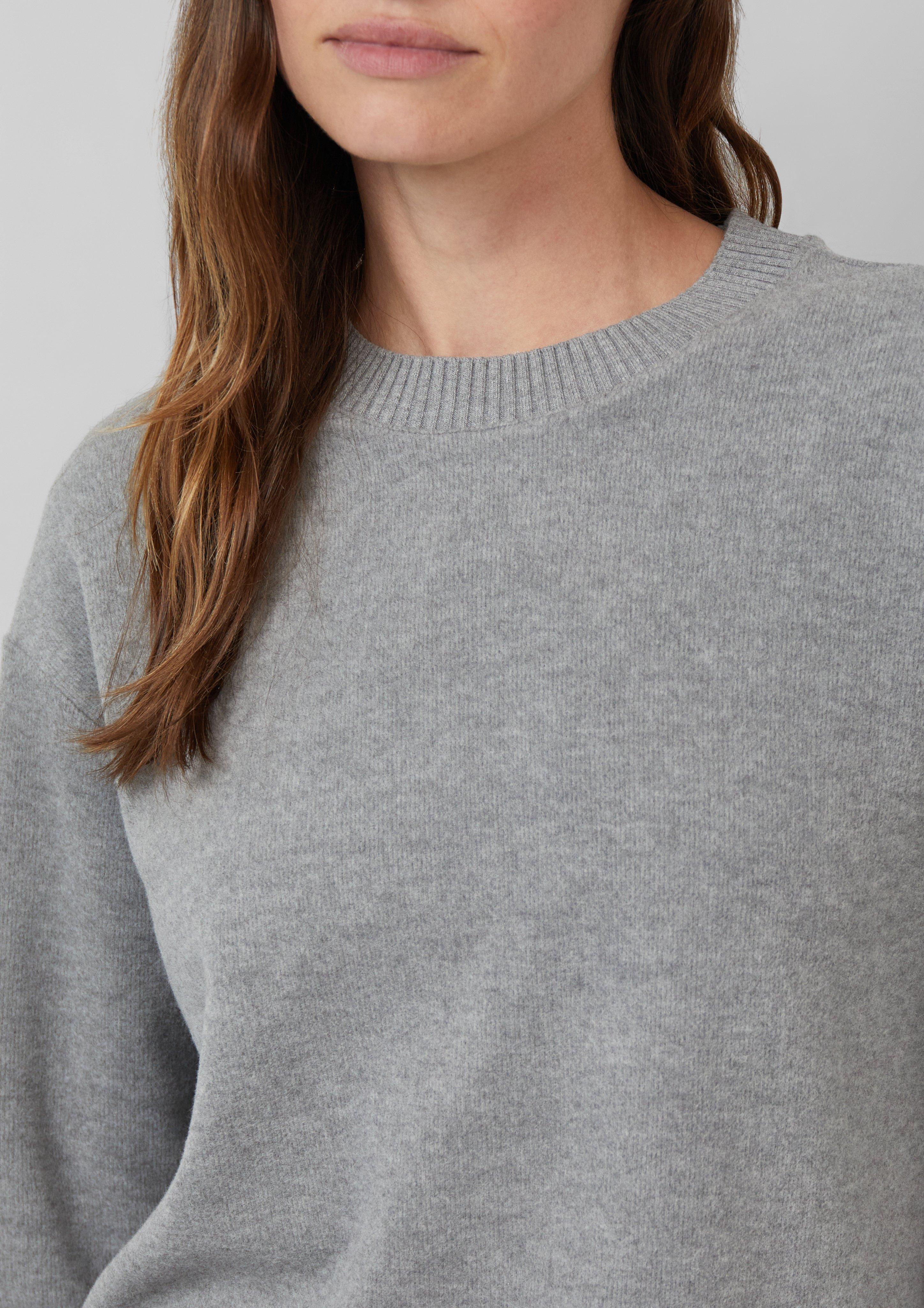 Sweatshirt in 97W1, 8945, 6439 & 8486