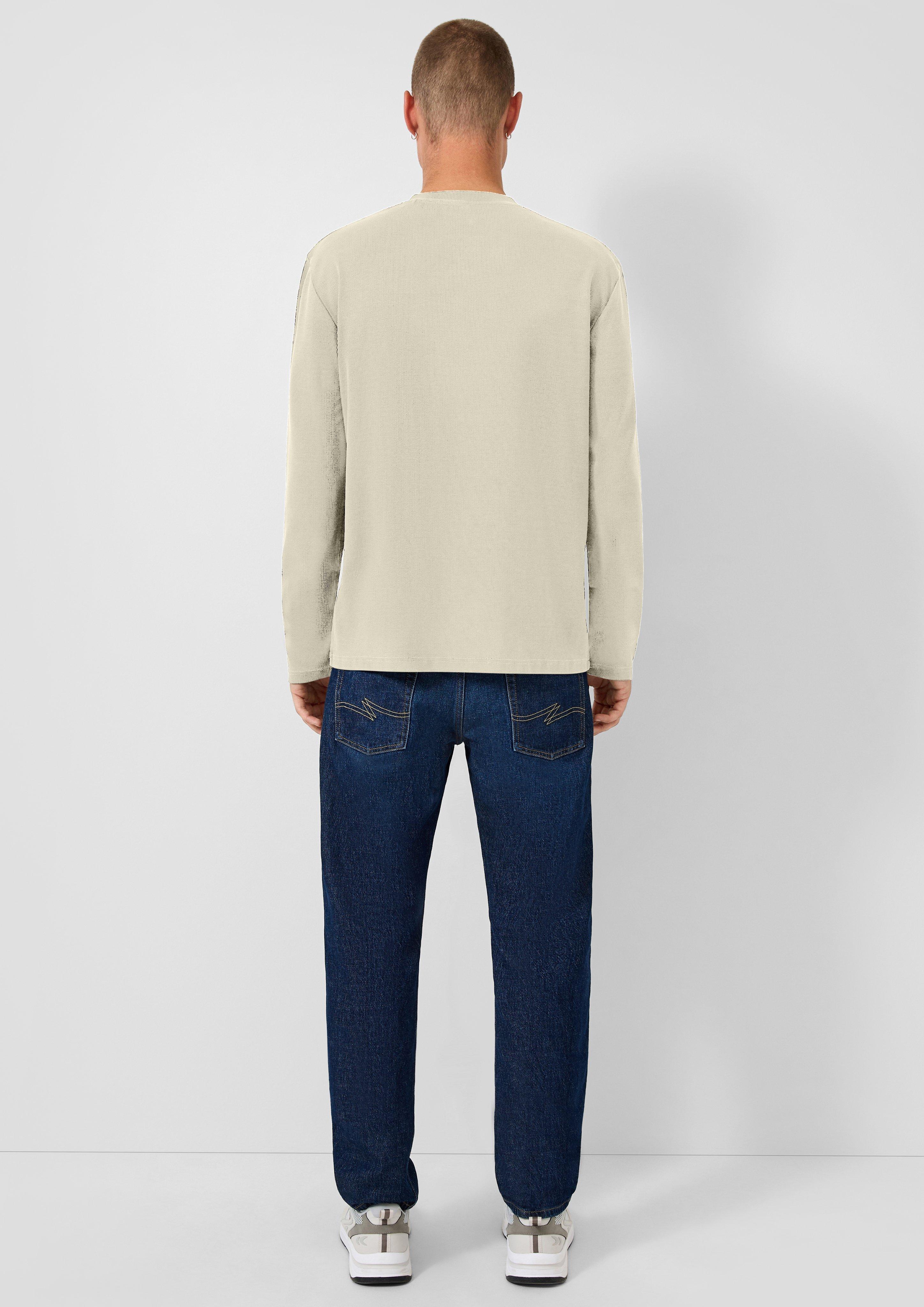 T-shirt in 8161, 9999 & 0100