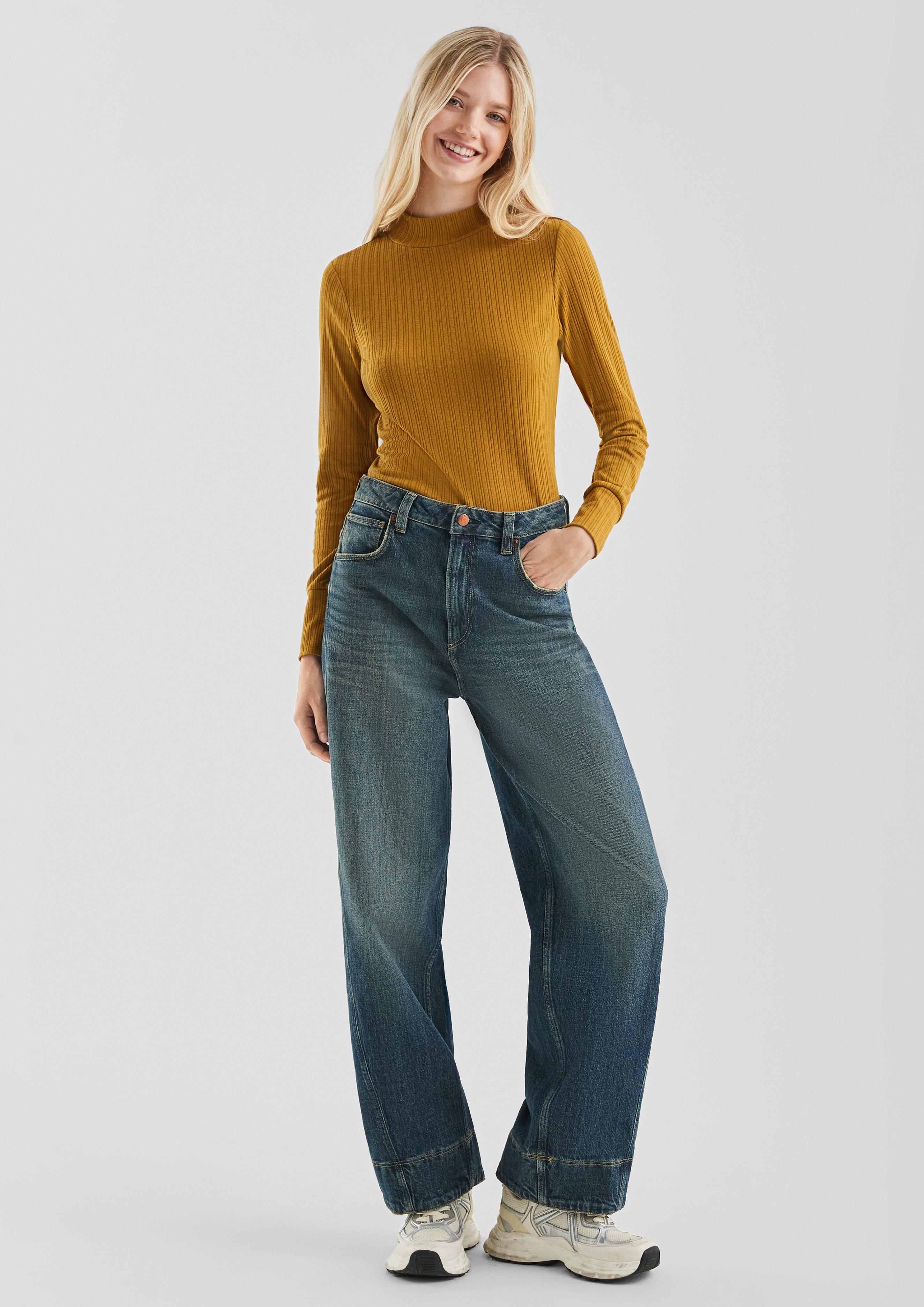 T-shirt in 8504, 9999, 3900 & 0200