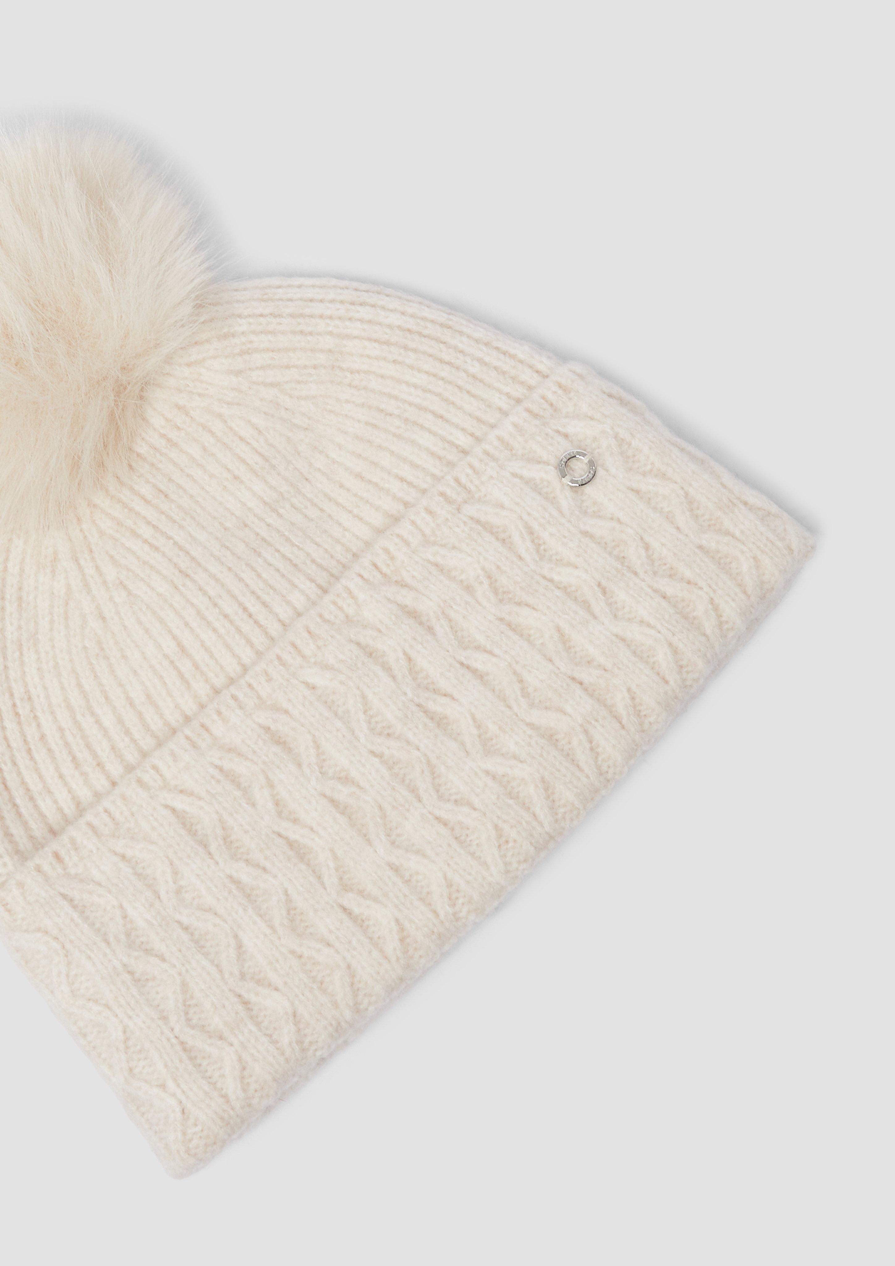 Beanie in 81W1 & 9400