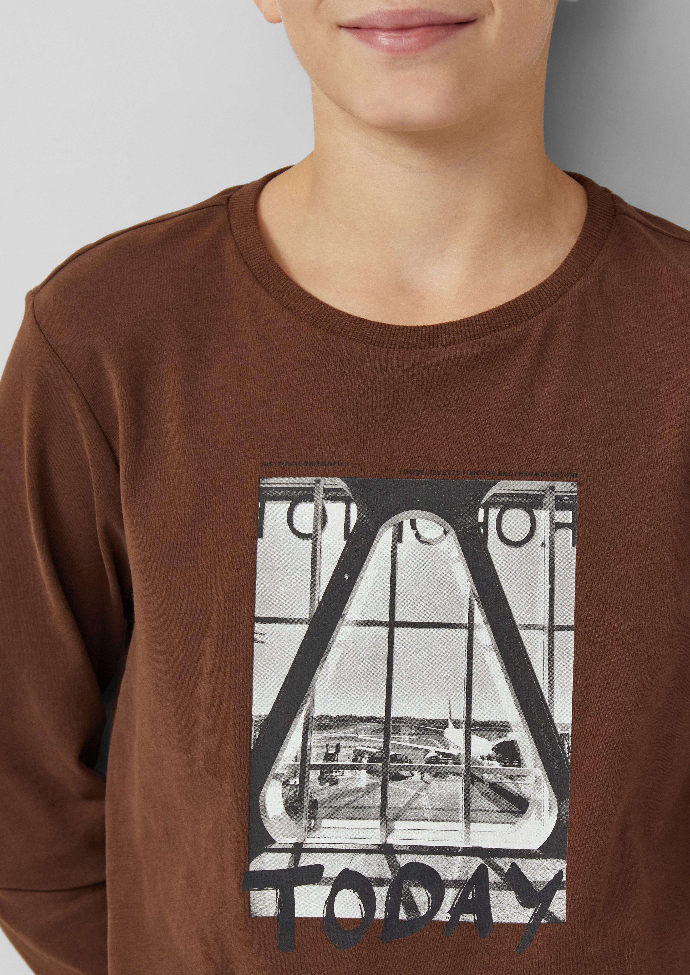 T-shirt in 8844, 8001 & 9999