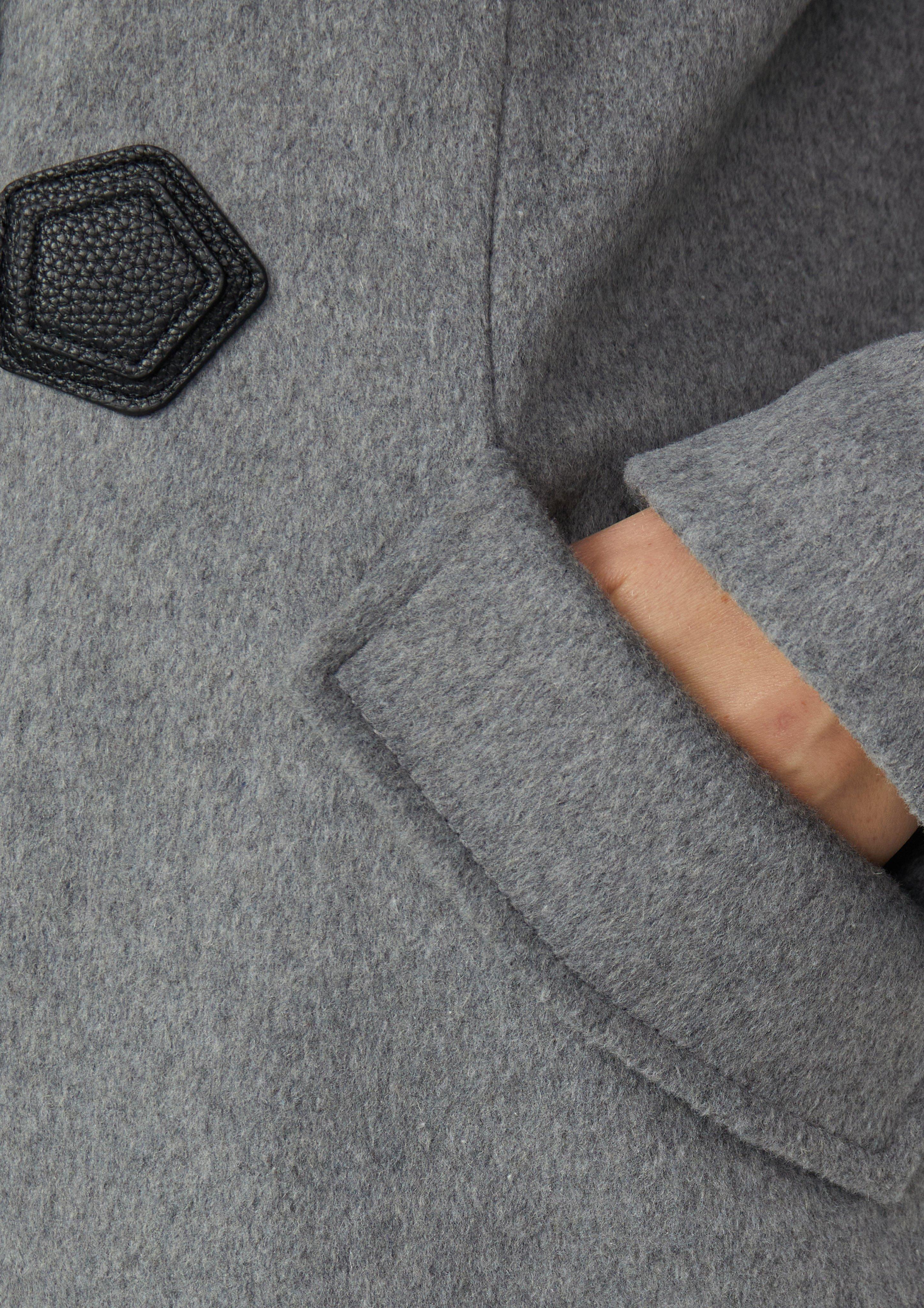 Manteau in 97W2, 6241, 5959 & 81W9