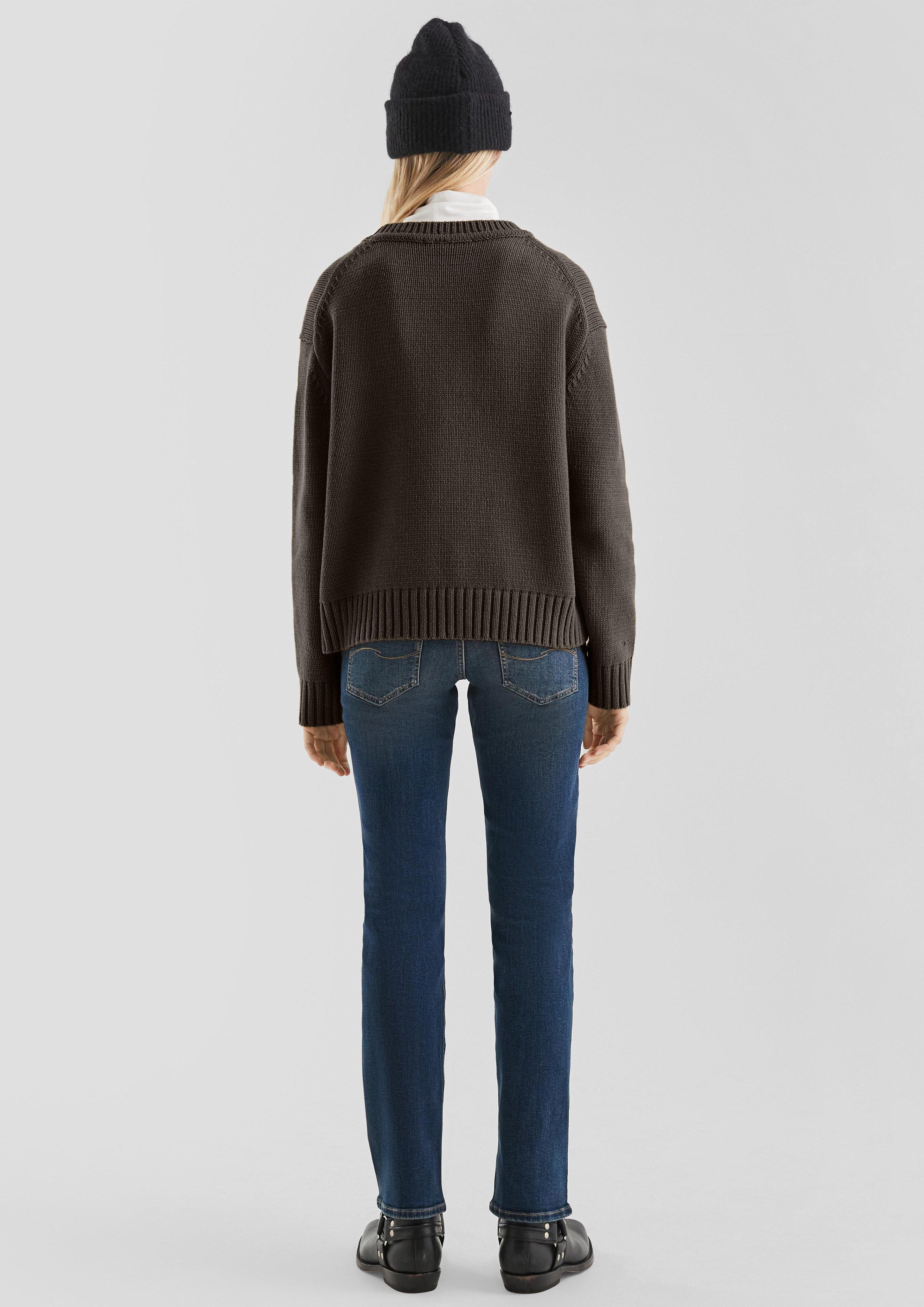 Pull en tricot in 8947, 3900 & 8504