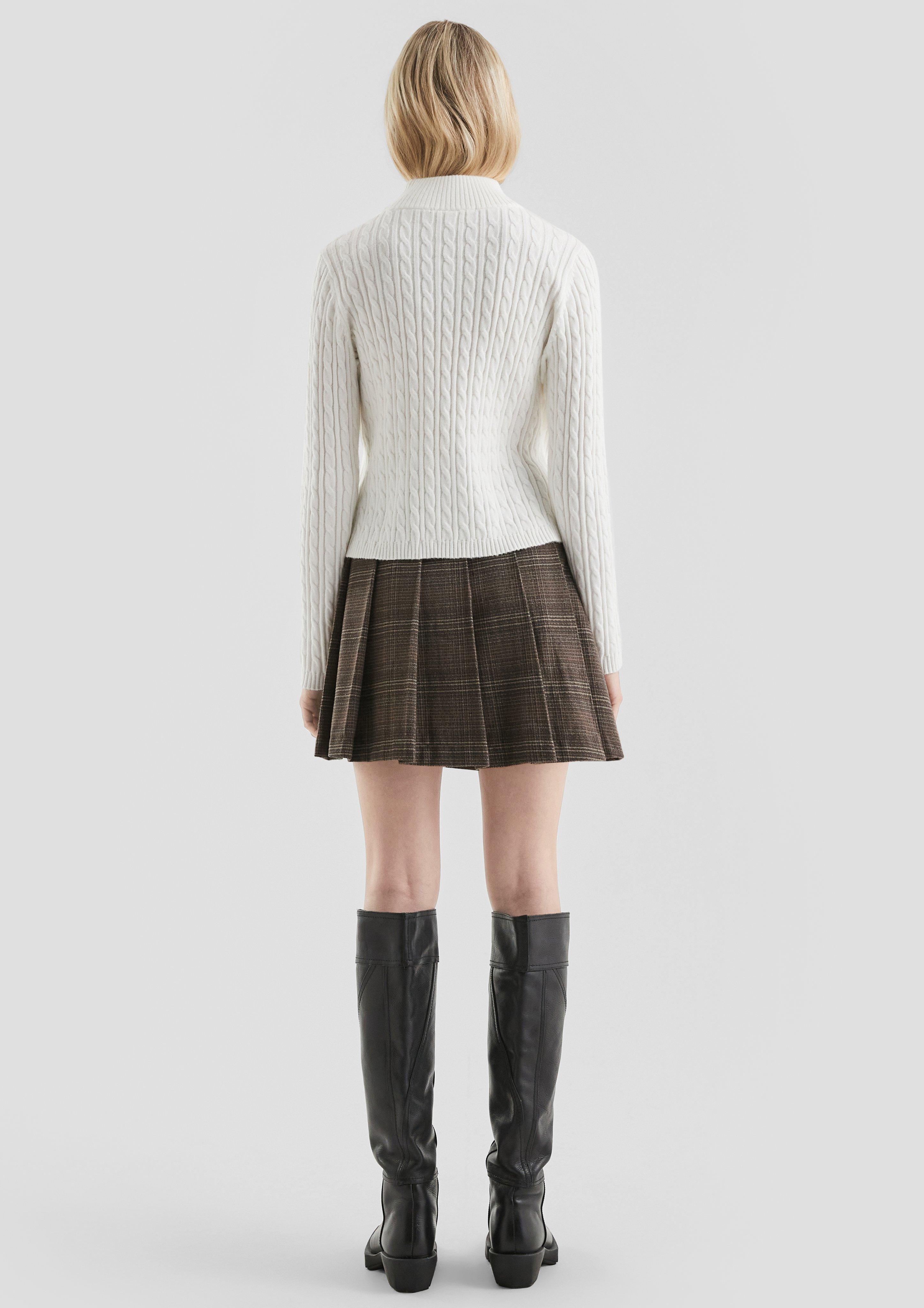 Pull en maille in 0200, 9999, 8947 & 3900