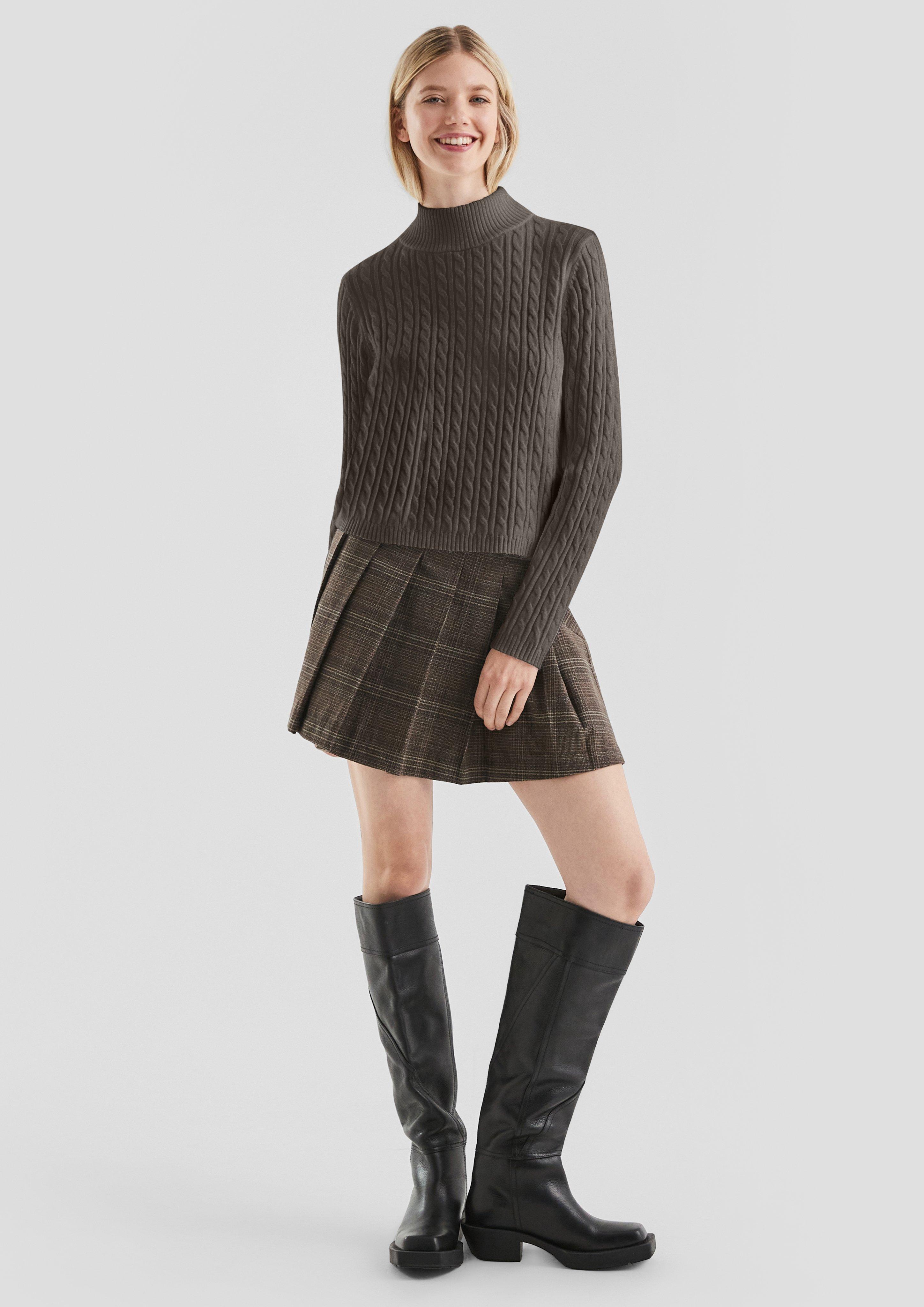 Pull en tricot in 8947, 9999, 0200 & 3900