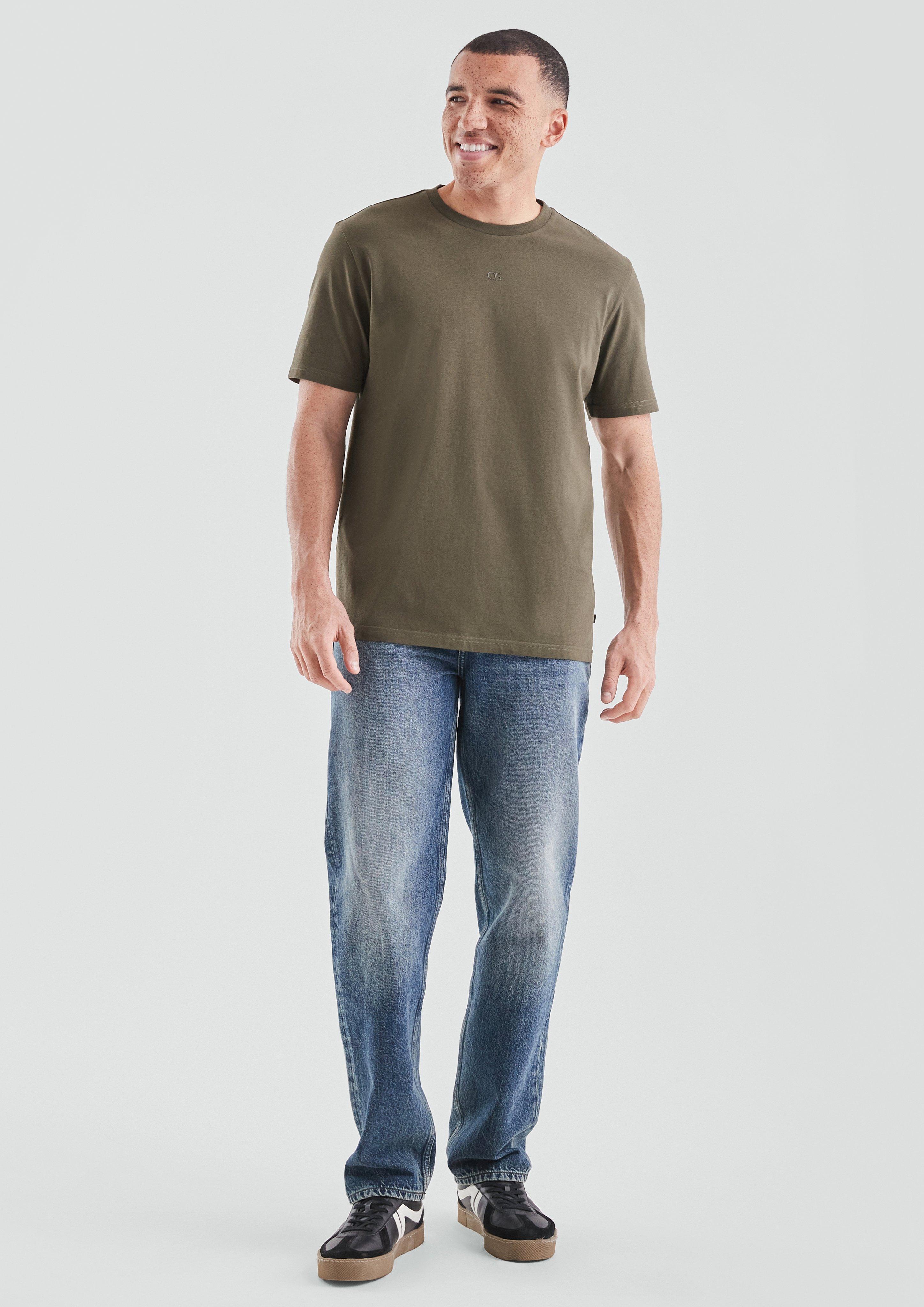 T-shirt in 7993, 4923 & 8947