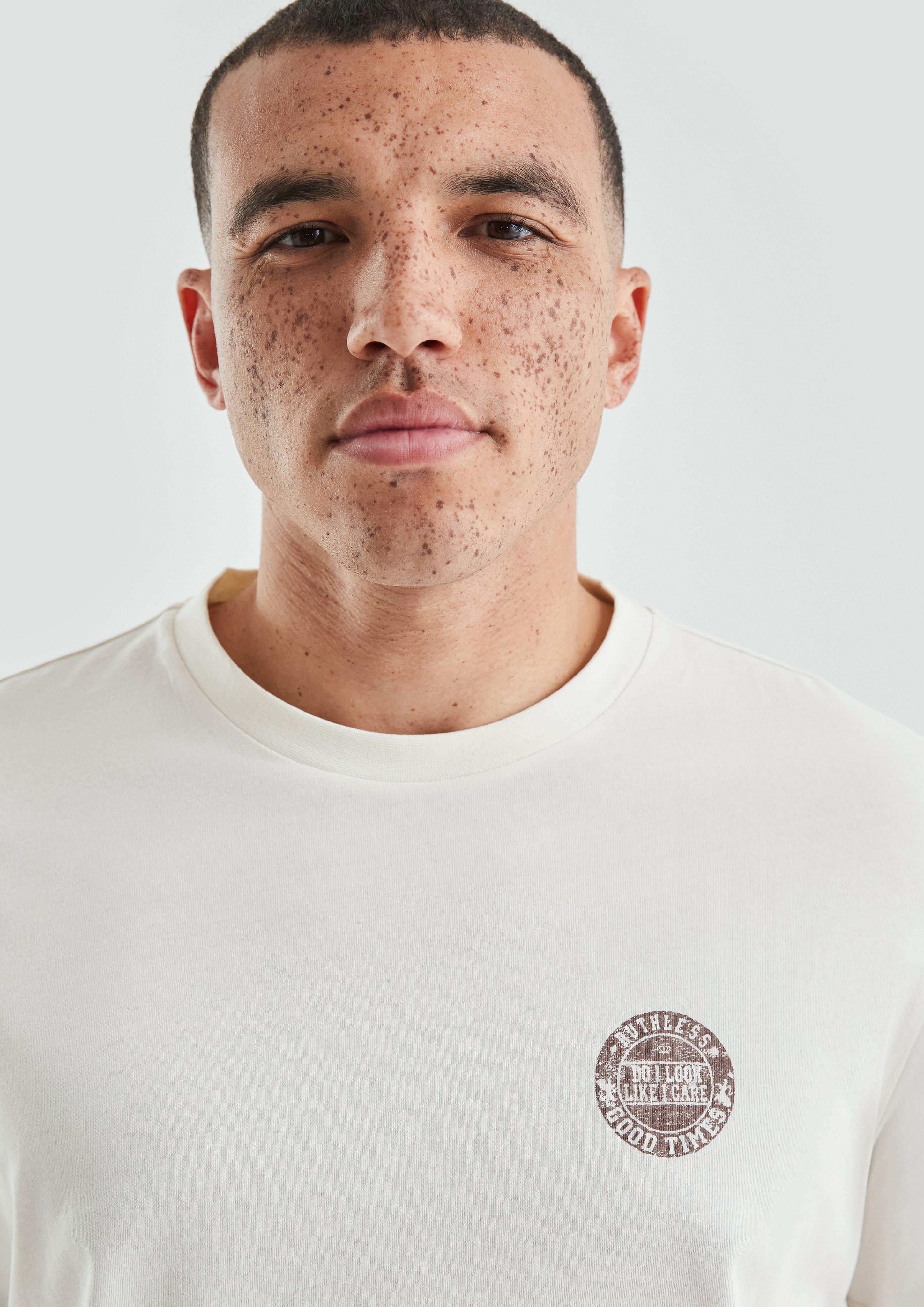 T-Shirt in 0300, 8915, 9999 & 4923