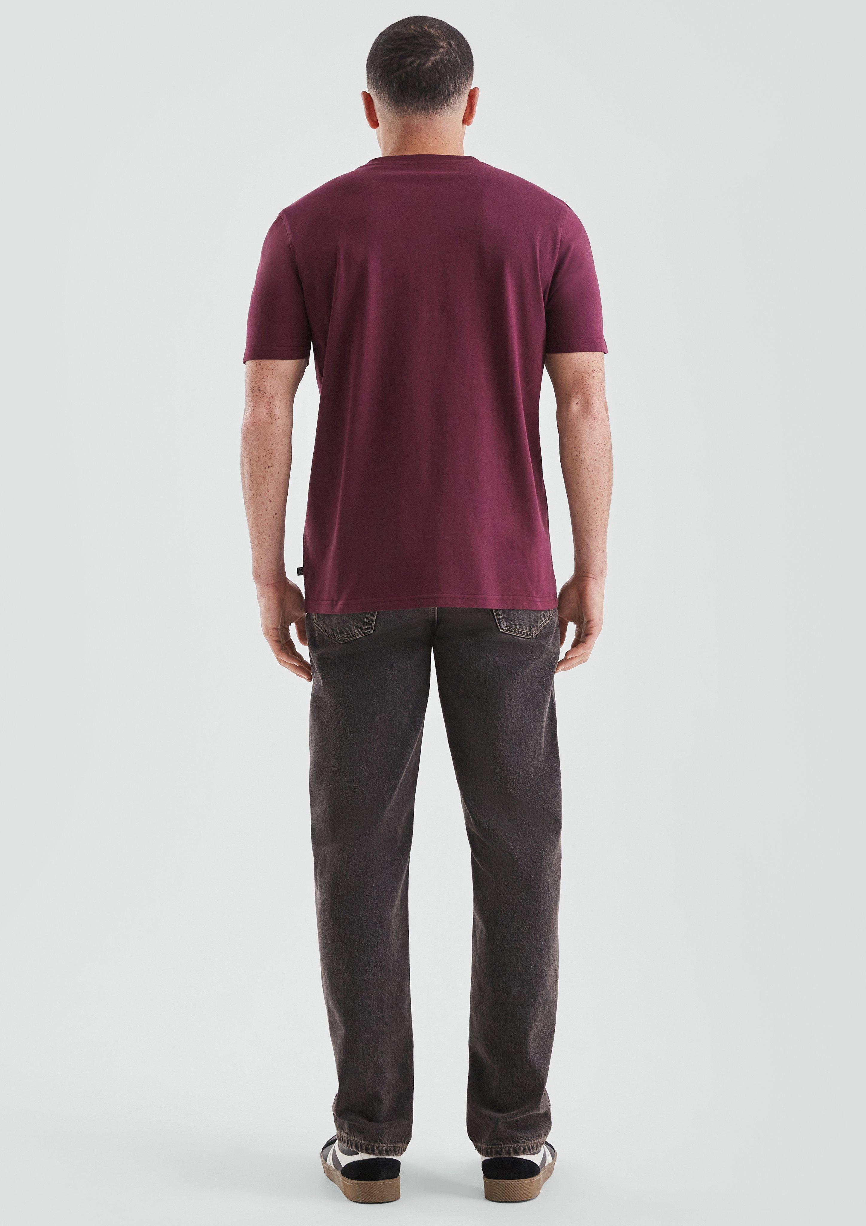 T-shirt in 4923, 8915, 9999 & 0300