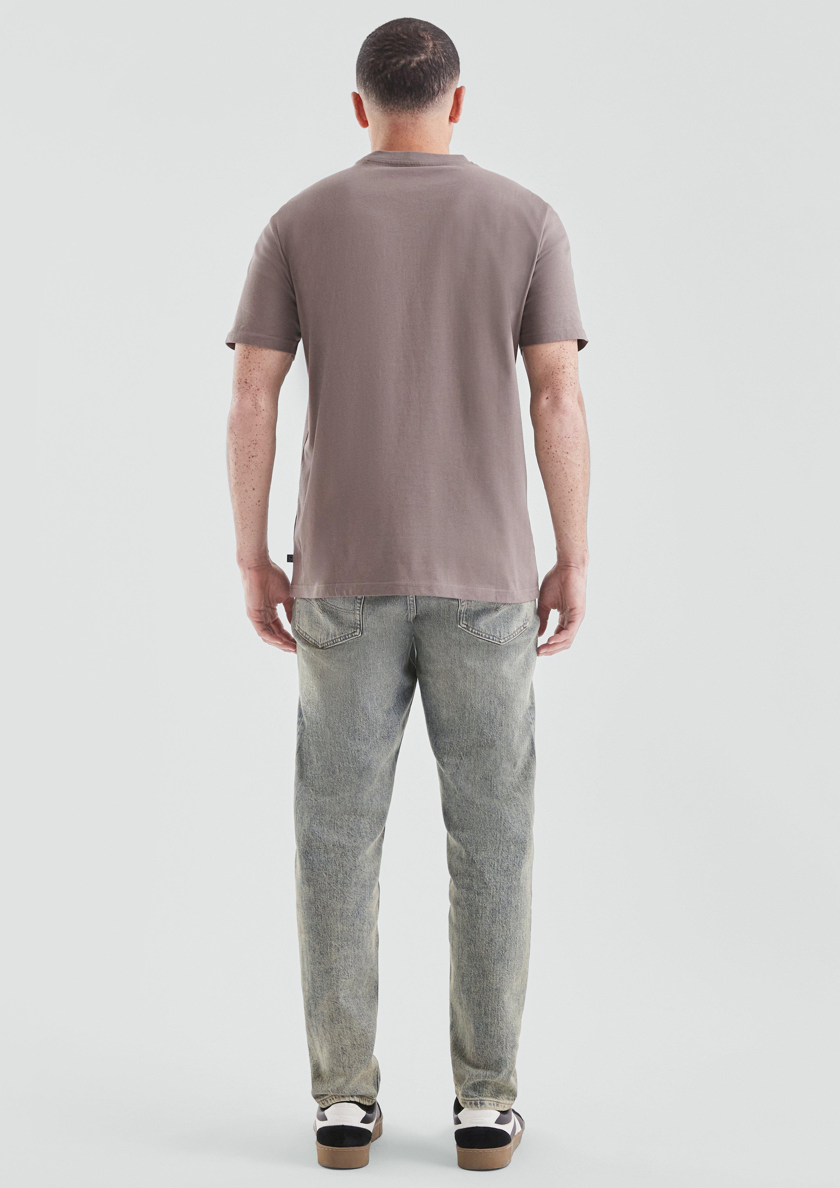 T-Shirt in 8915, 9999, 0300 & 4923