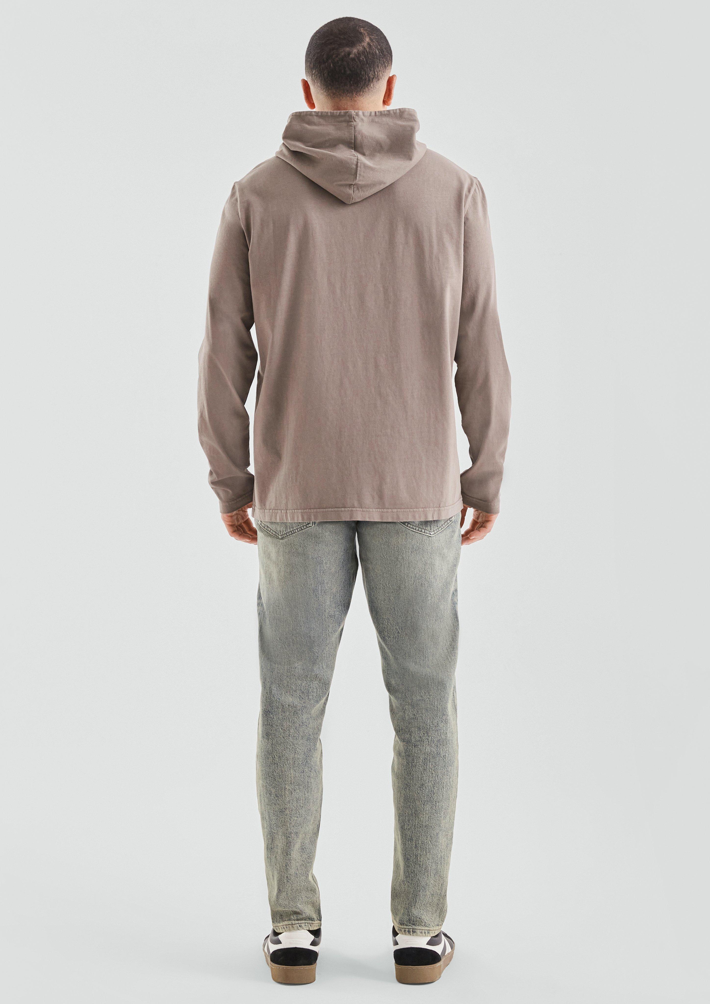 T-shirt in 8915 & 9999