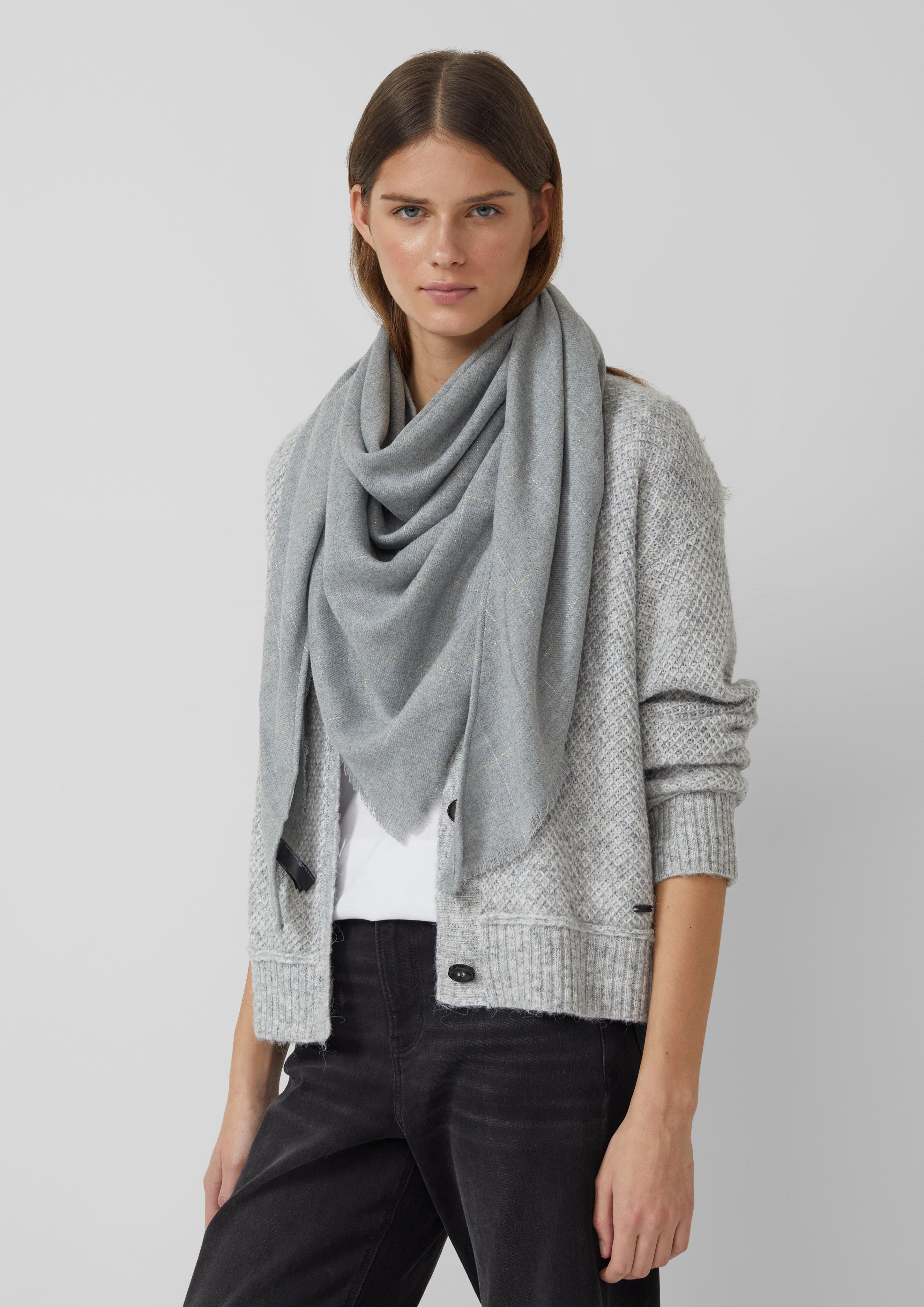 Écharpe in 9400 & 9999