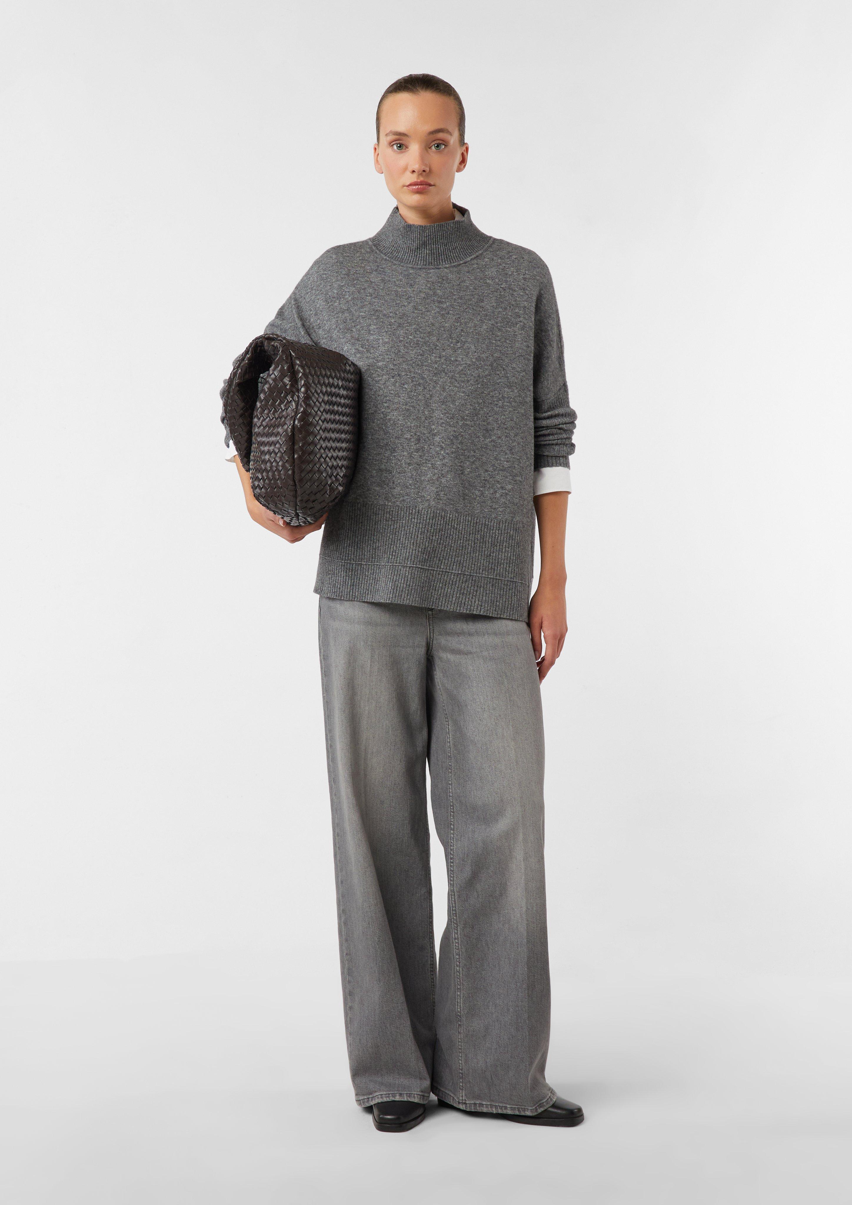 Knitted pullover in 95W7