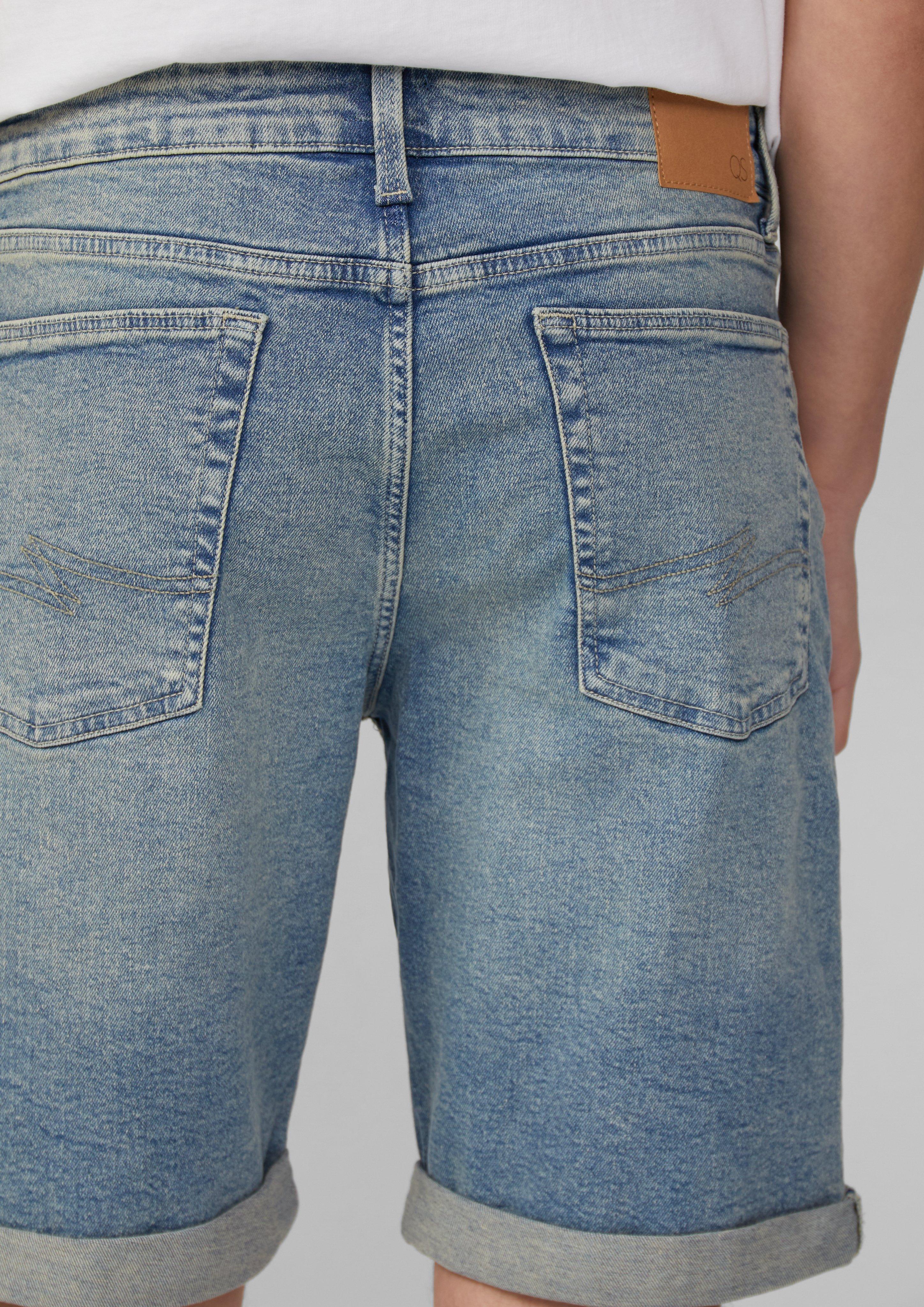 Jeans-Bermuda in 54Z9, 52Z9 & 53Z4