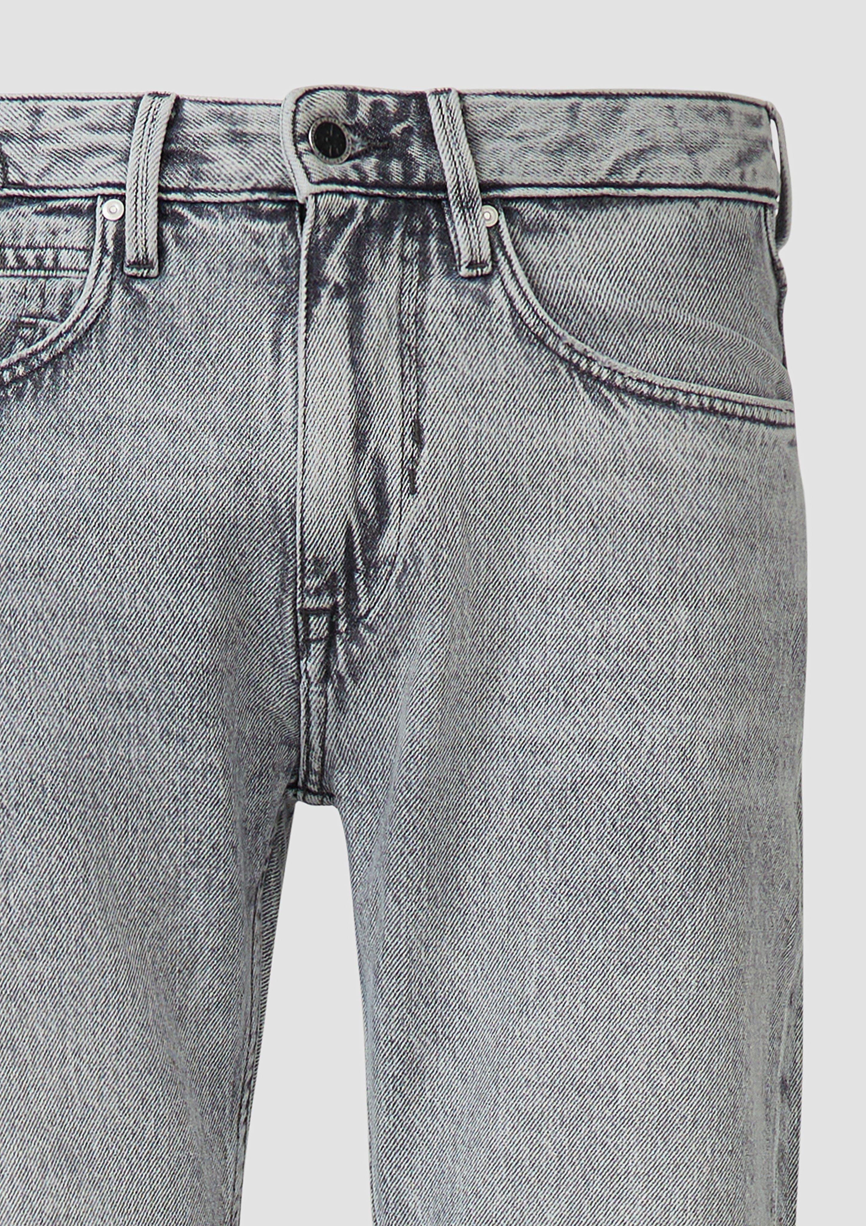 Džínsy in 93Y4 & 98Y4