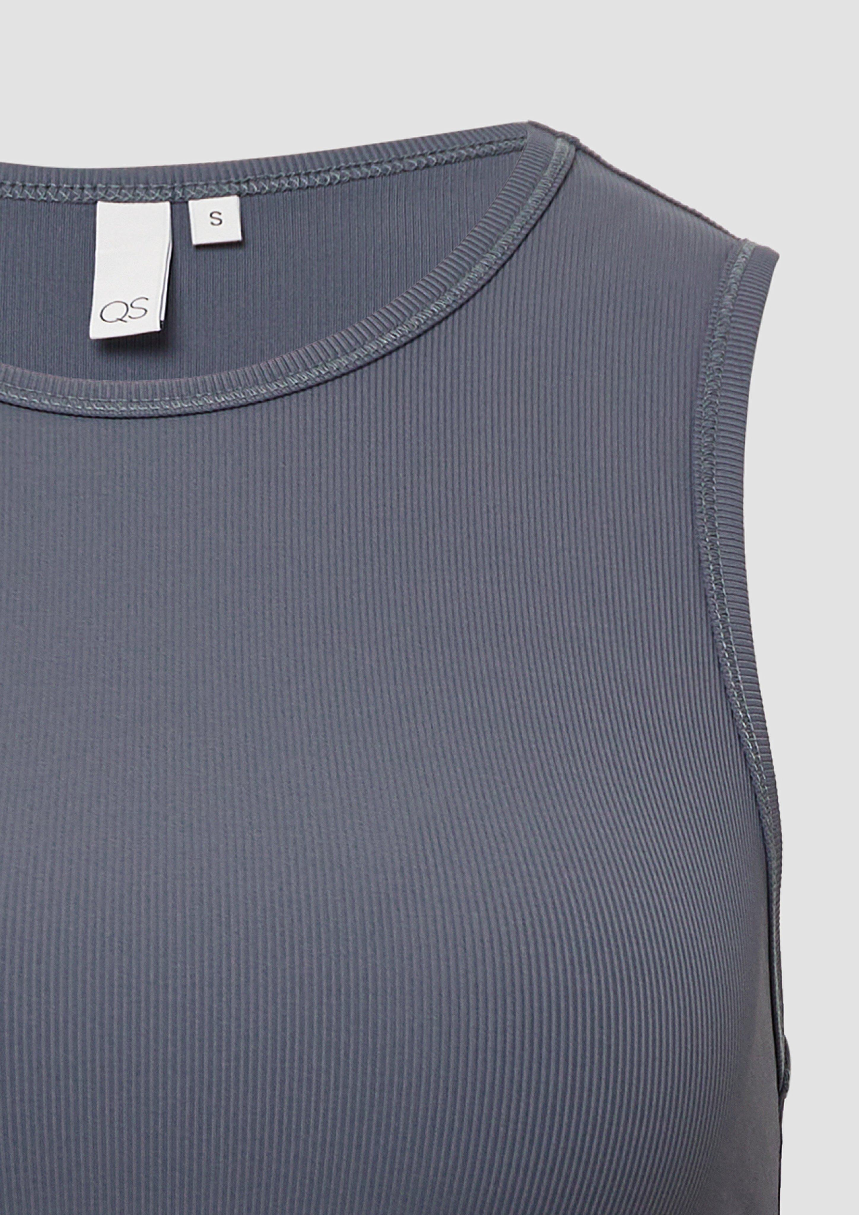 T-Shirt in 9825, 7297 & 0808