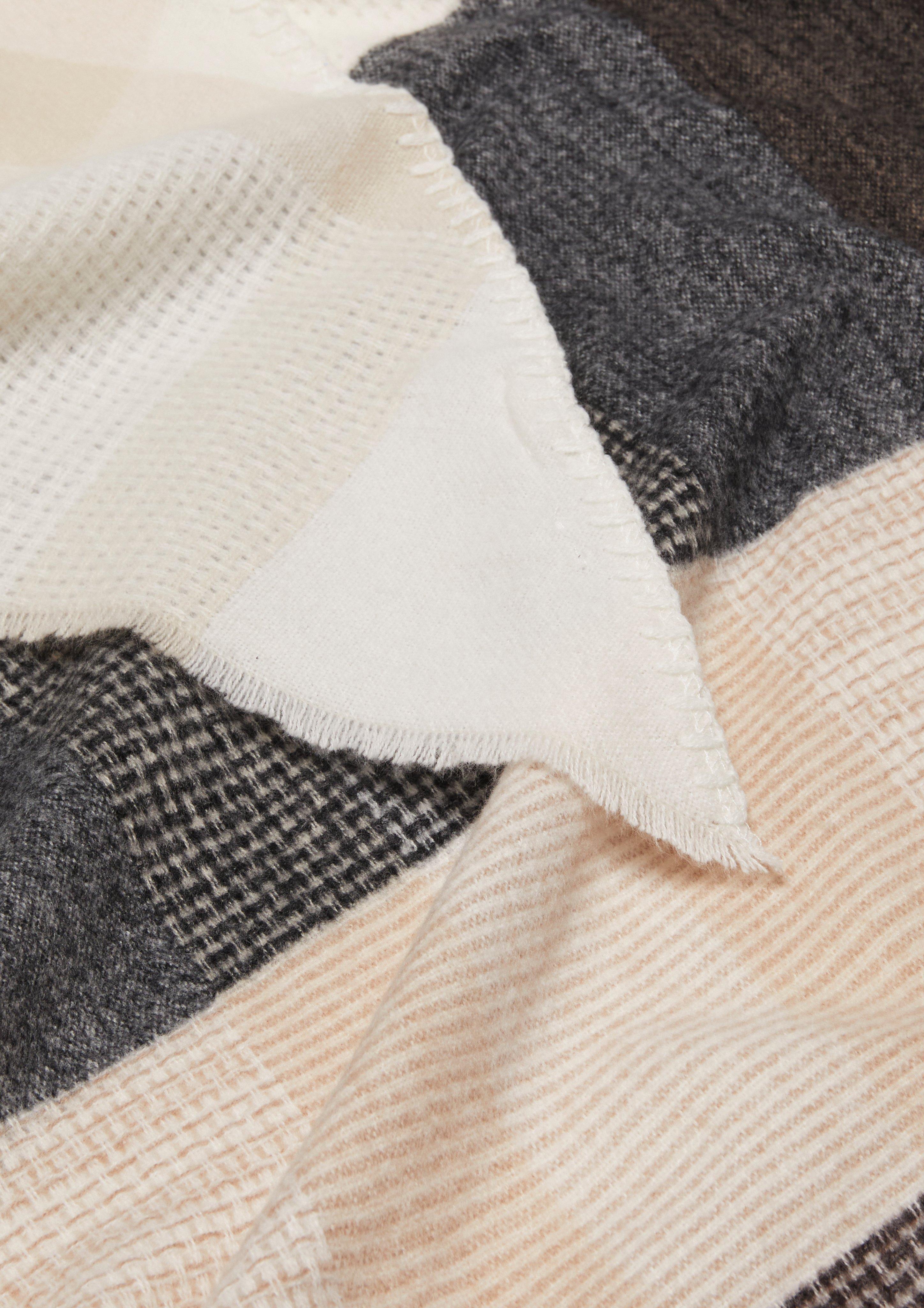 Schal in 99N6 & 41N6