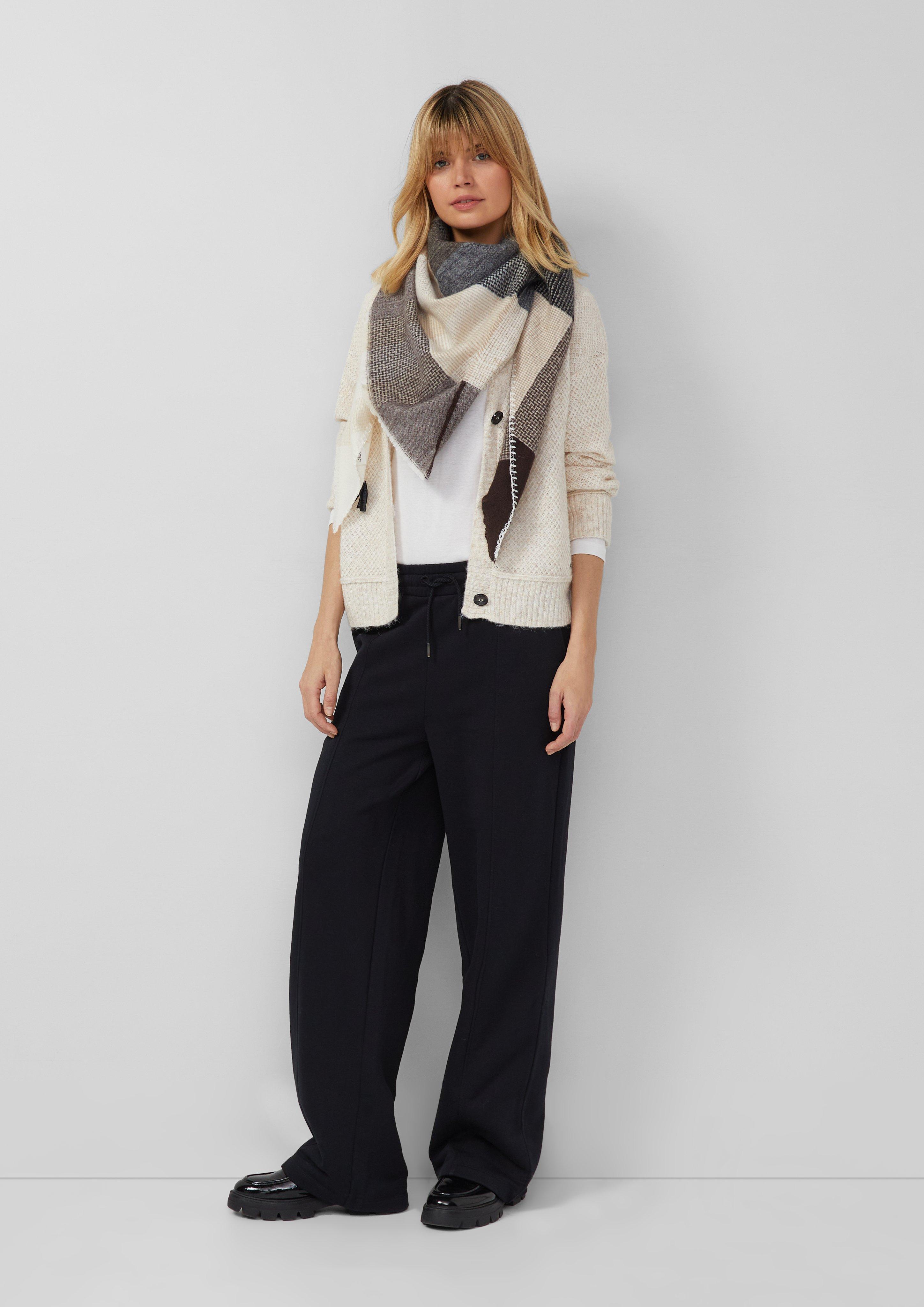 Écharpe in 99N6 & 41N6