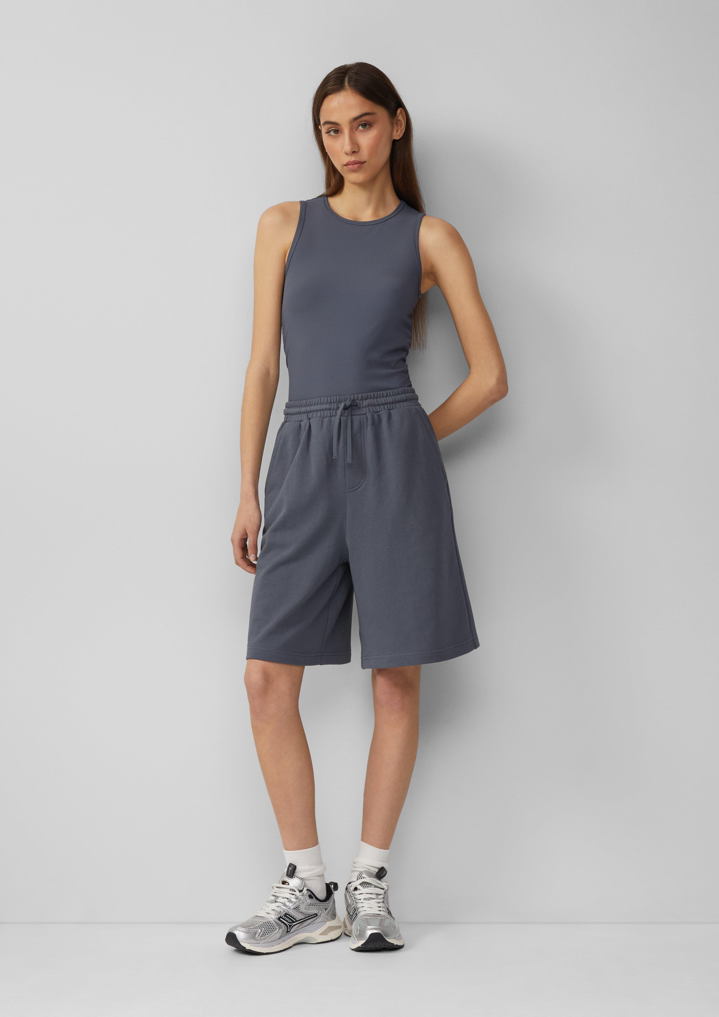 Bermuda kratke hlače in 