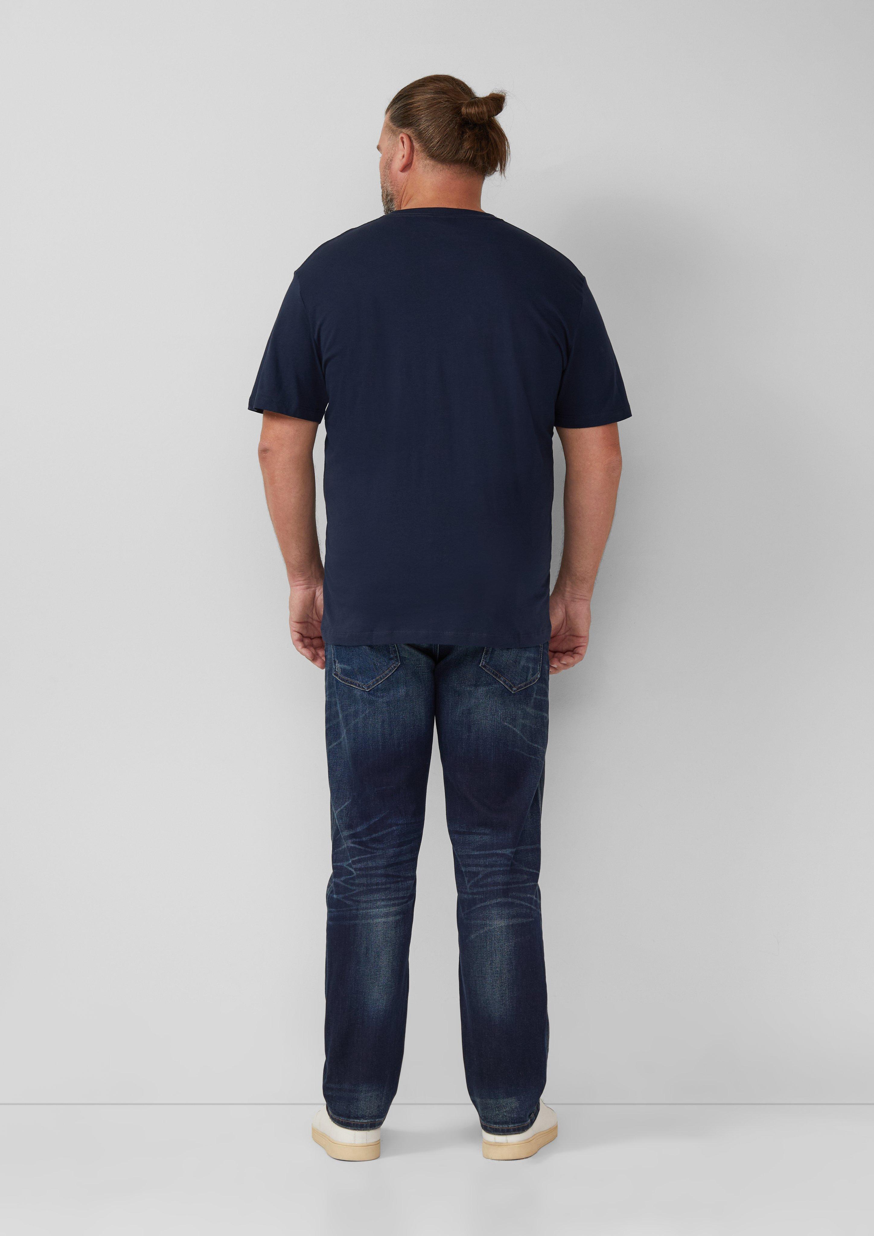 T-Shirt in 59D4, 55D1, 90D1, 79D4, 90D3, 90D2, 73D3 & 95D2