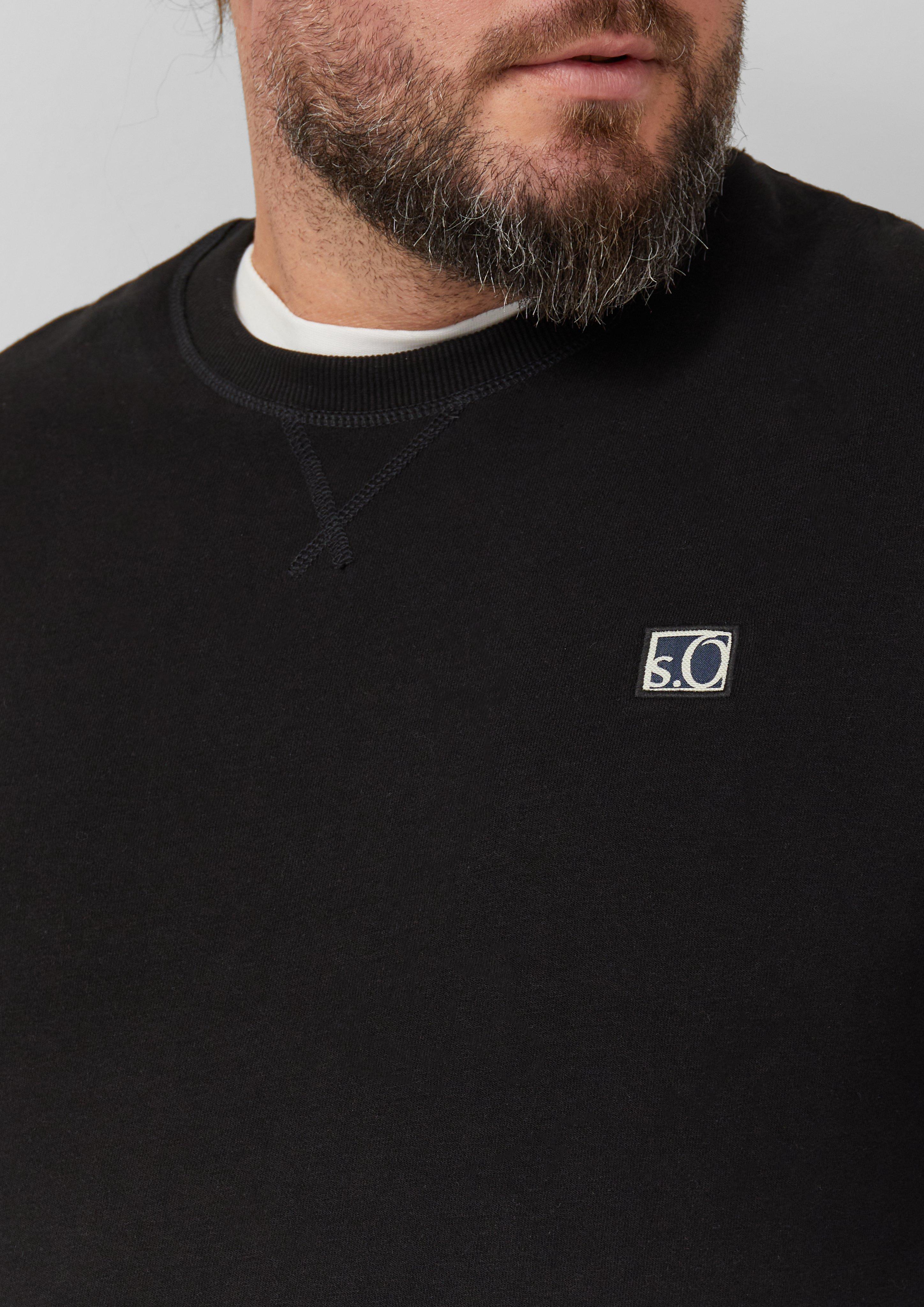 Sweatshirt in 9999 & 5527