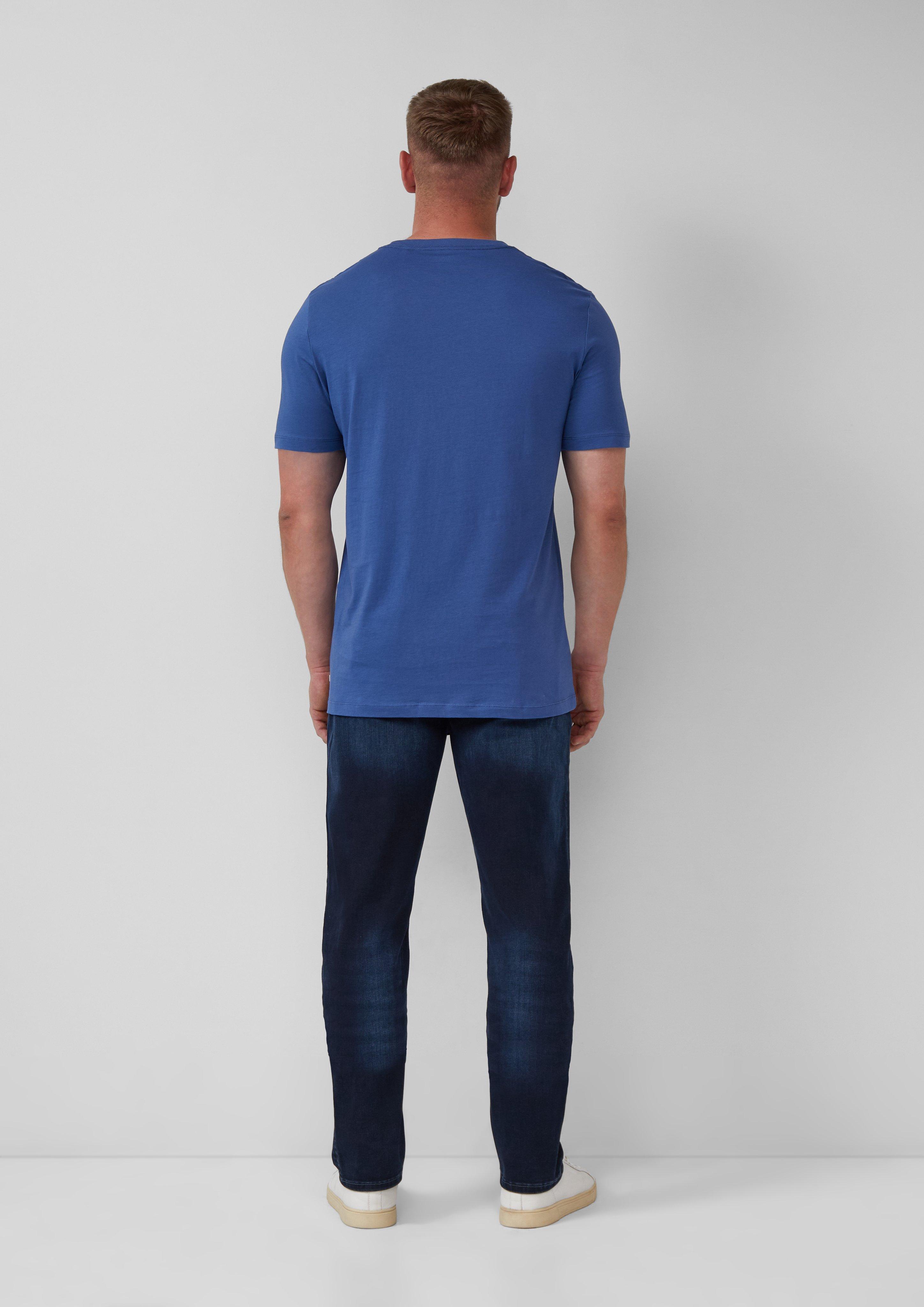 T-shirt in 55D1, 50D2, 01D1, 95D2 & 73D2