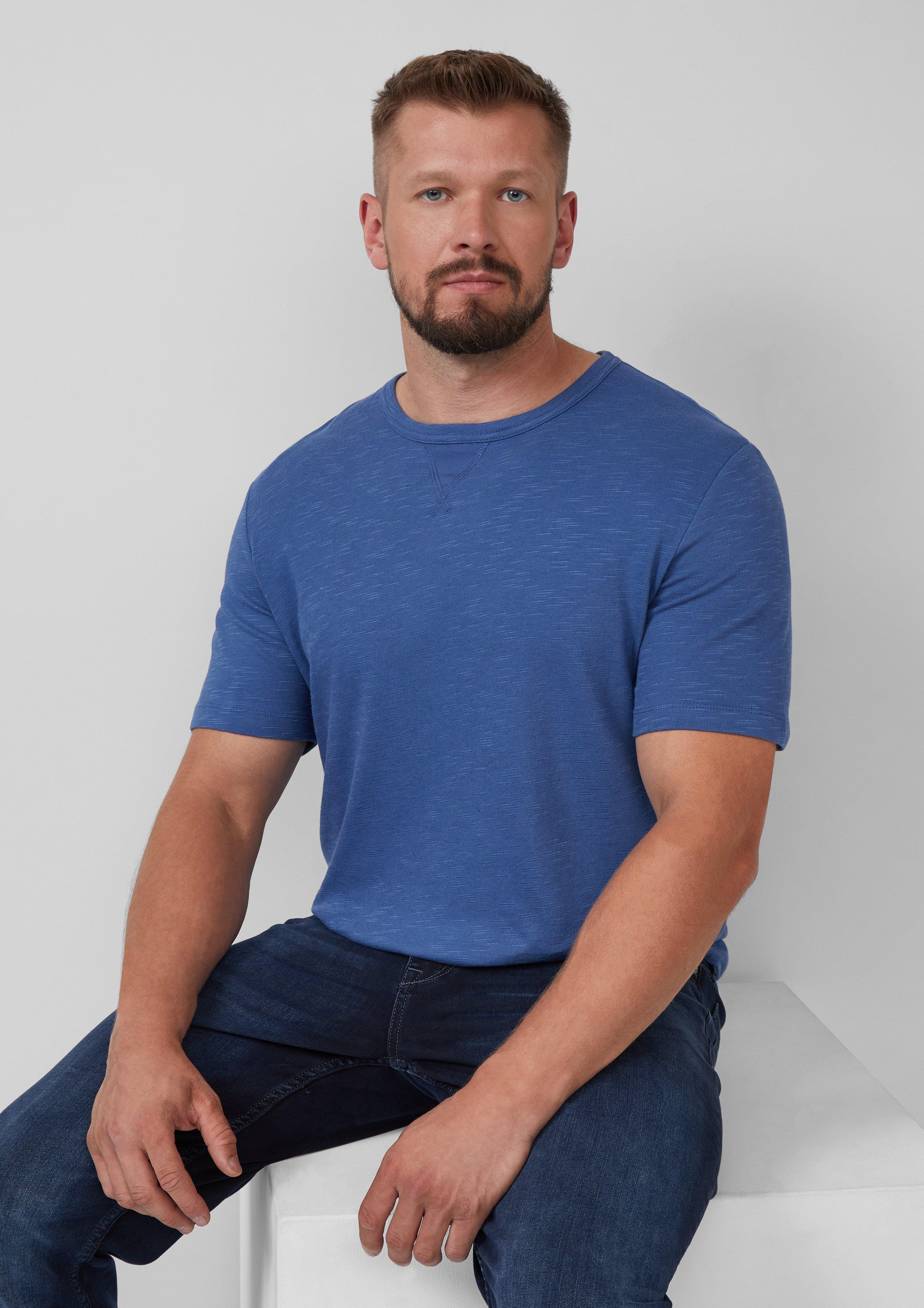 T-Shirt in 5527, 7953 & 5978