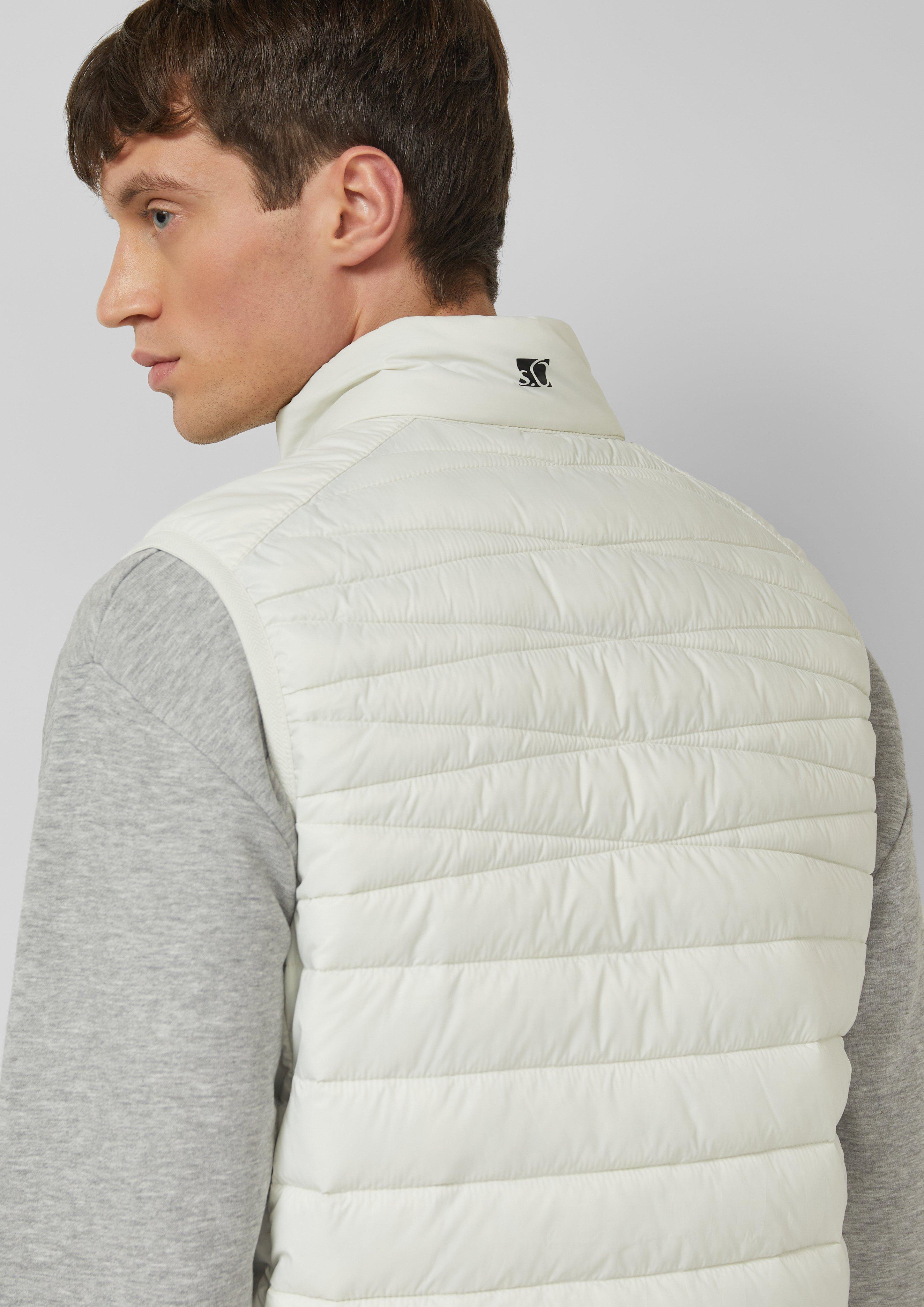 Outdoor waistcoat in 9001, 5978, 8902 & 7521