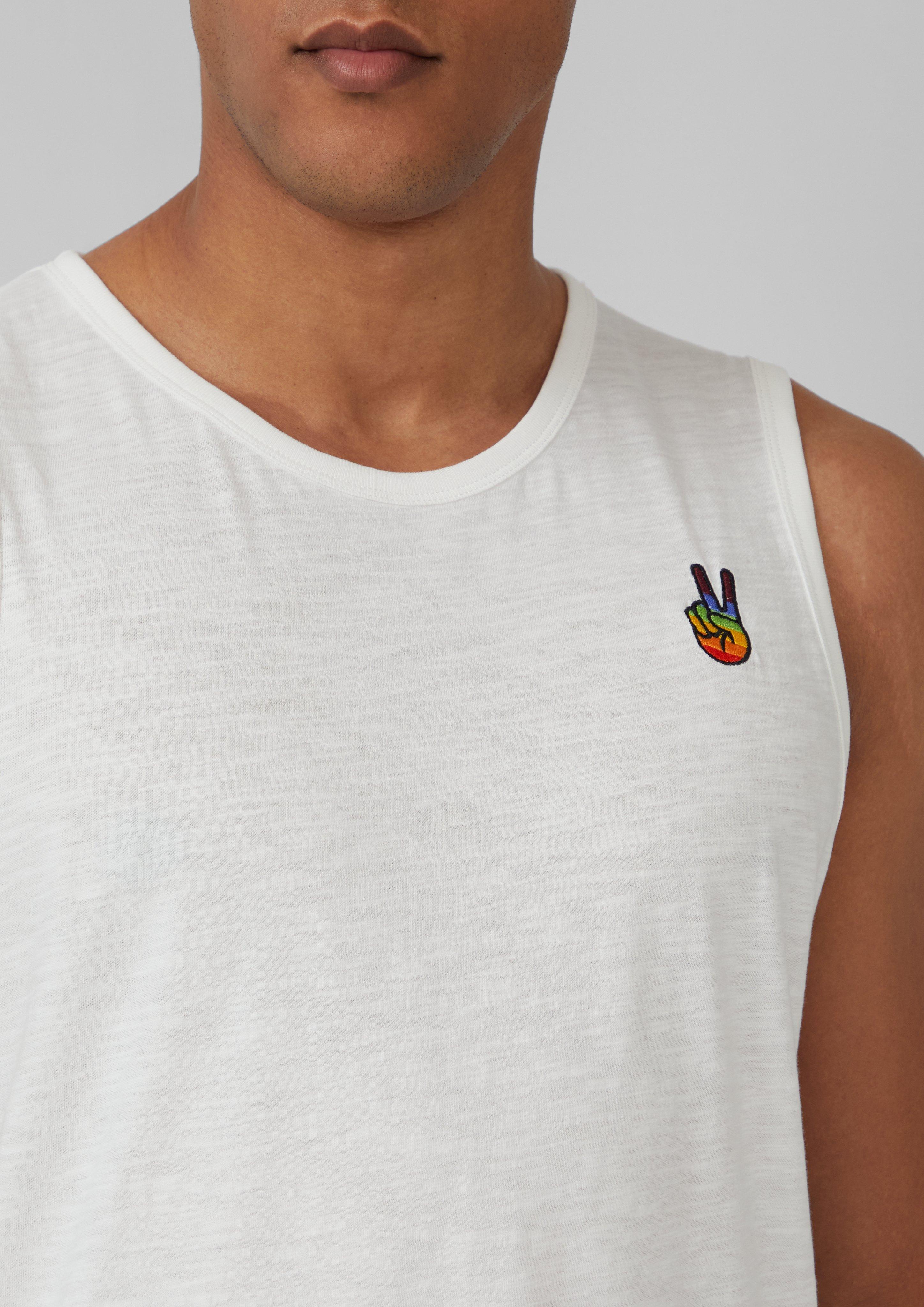 T-Shirt in 01D4 & 99D4