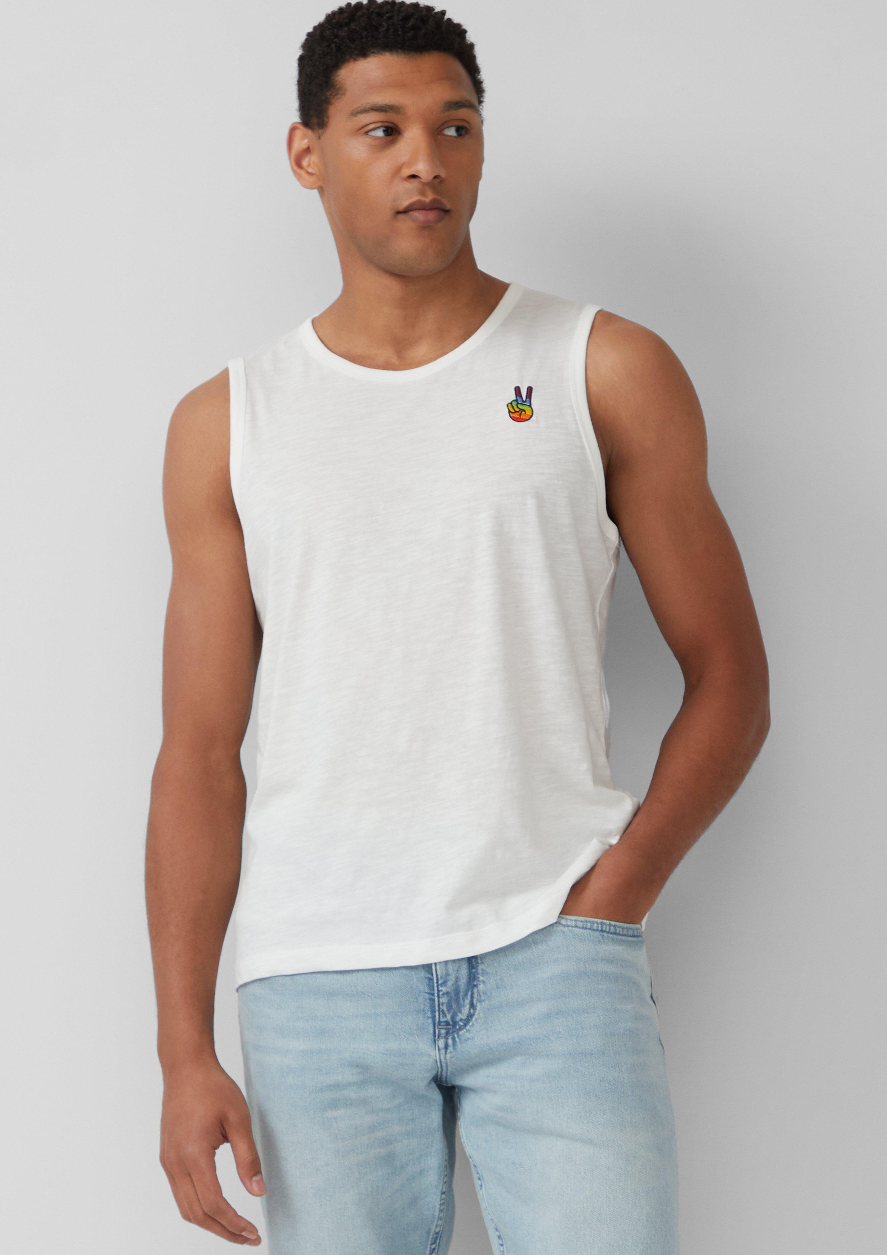 T-Shirt in 01D4 & 99D4