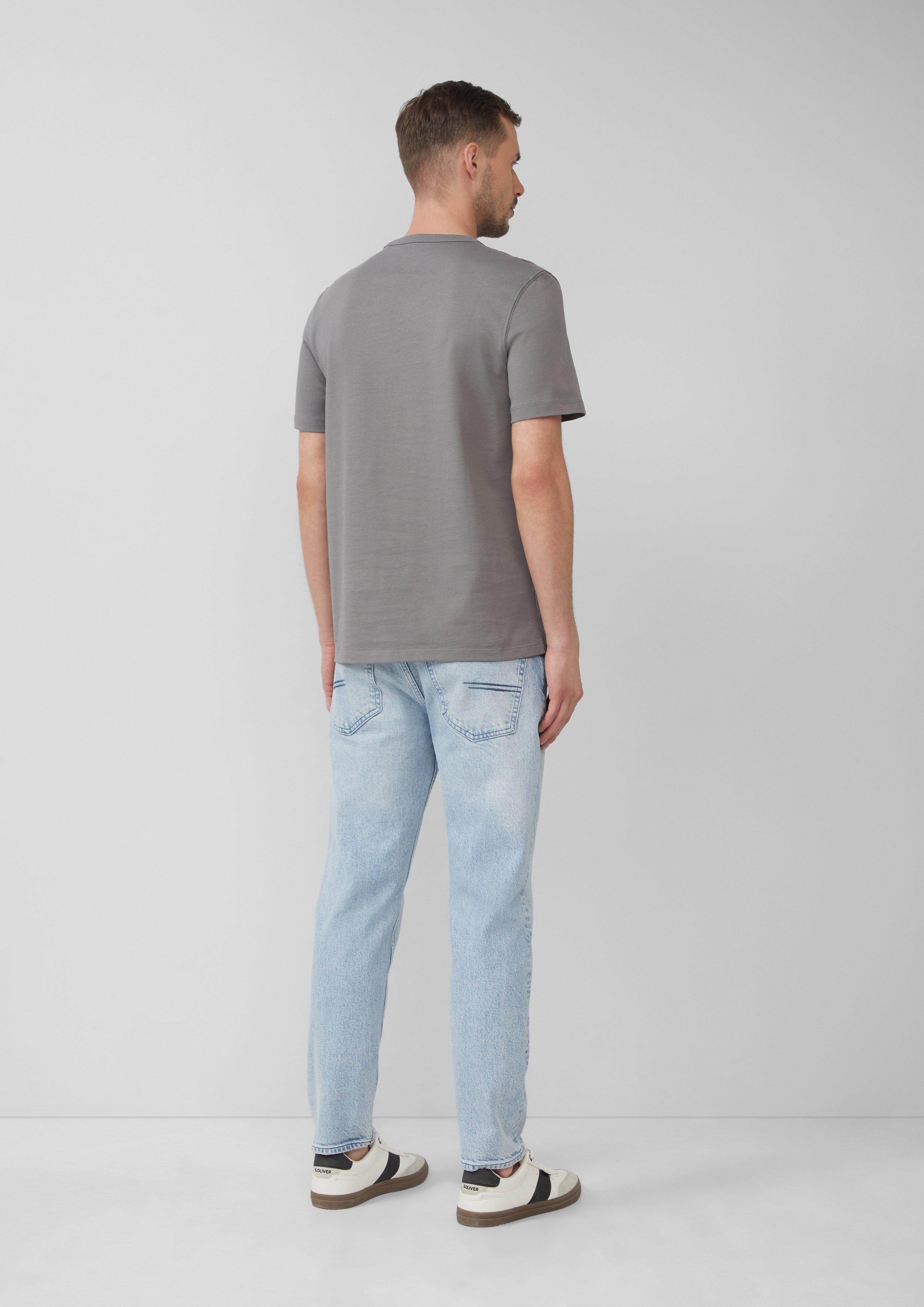 T-shirt in 94D3, 94D4, 99D6, 01D1, 01D2 & 99D5