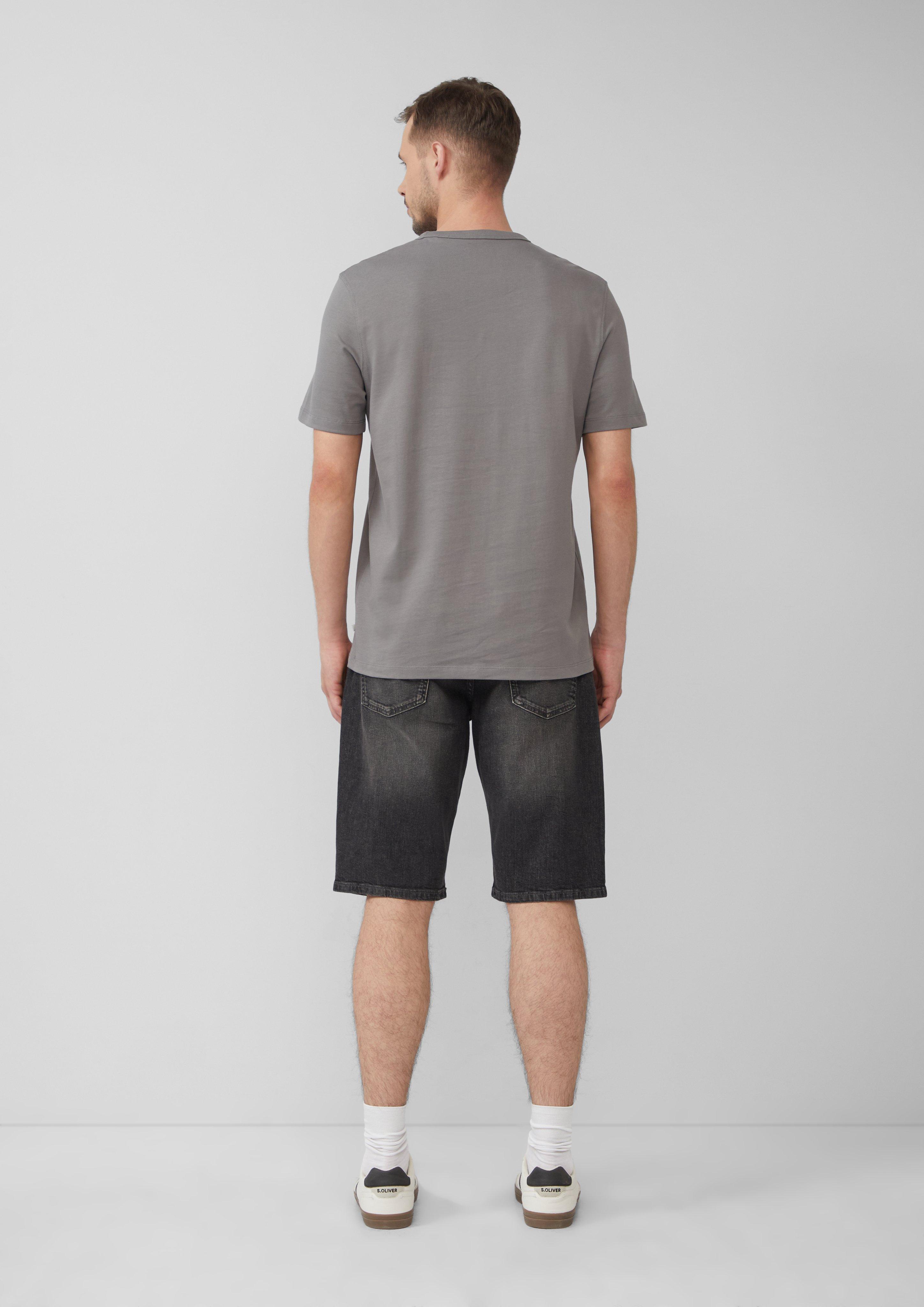 T-shirt in 94D4, 94D3, 99D6, 01D1, 01D2 & 99D5