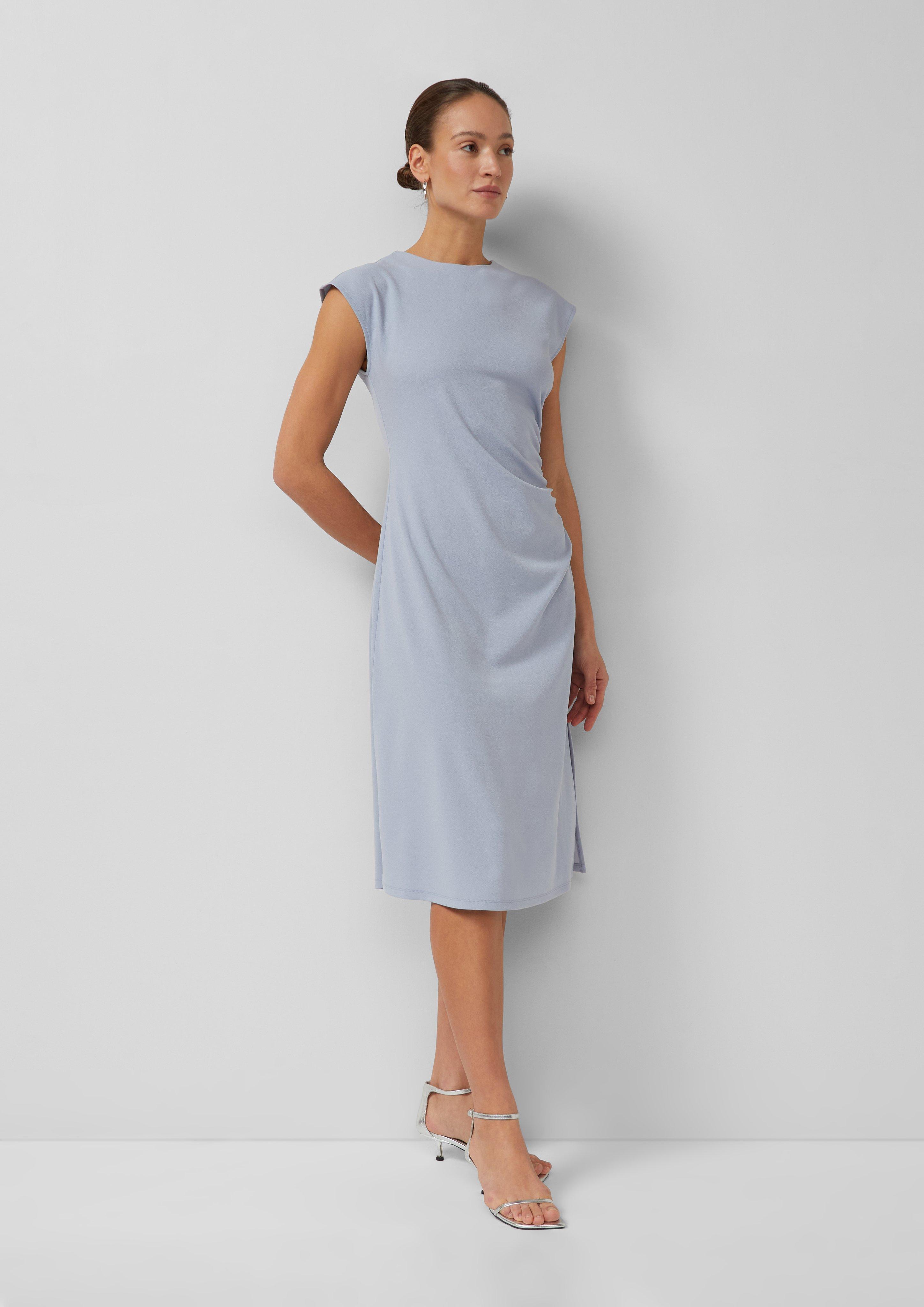 Kleid in 5136