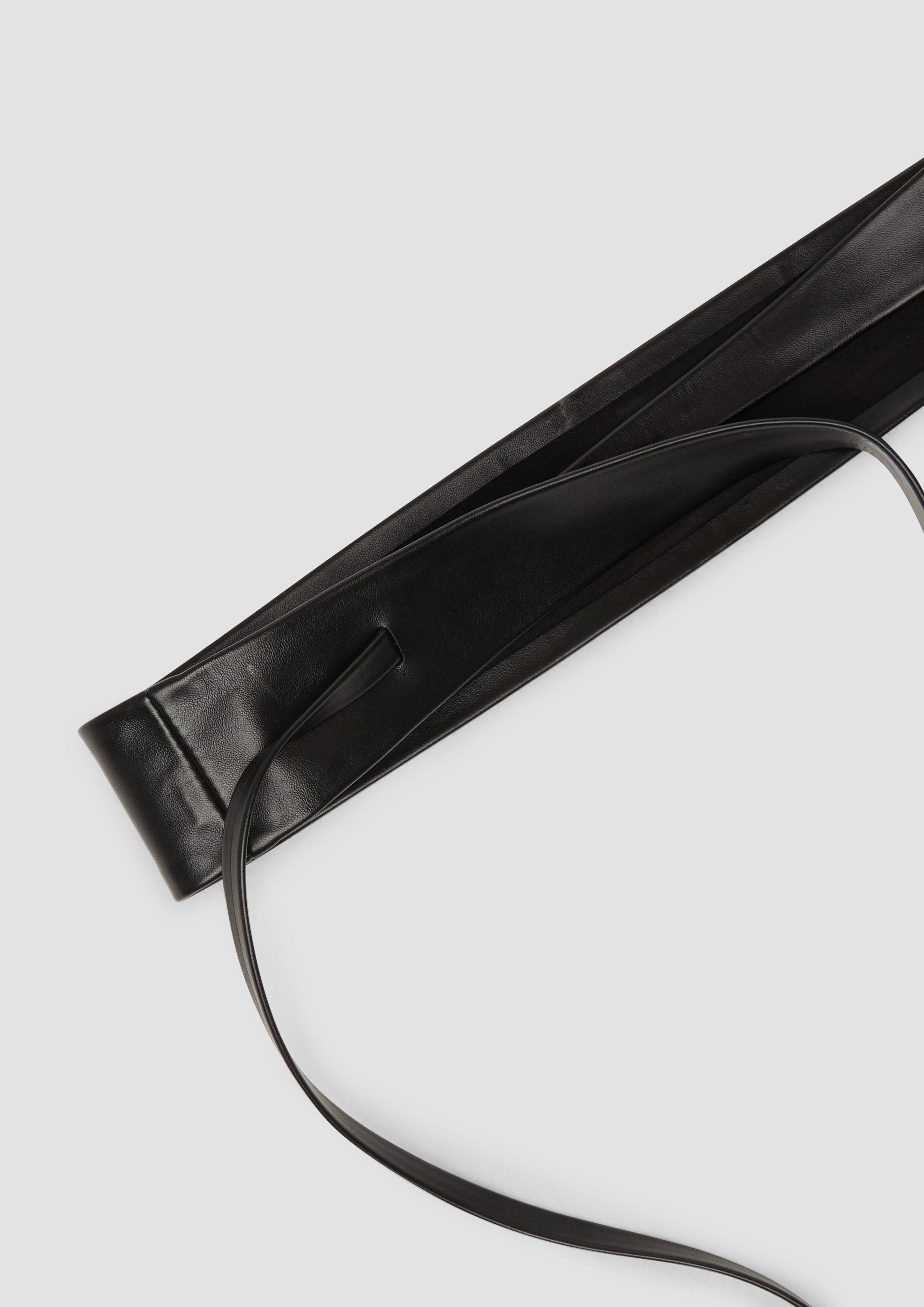 Taillengürtel in 9999