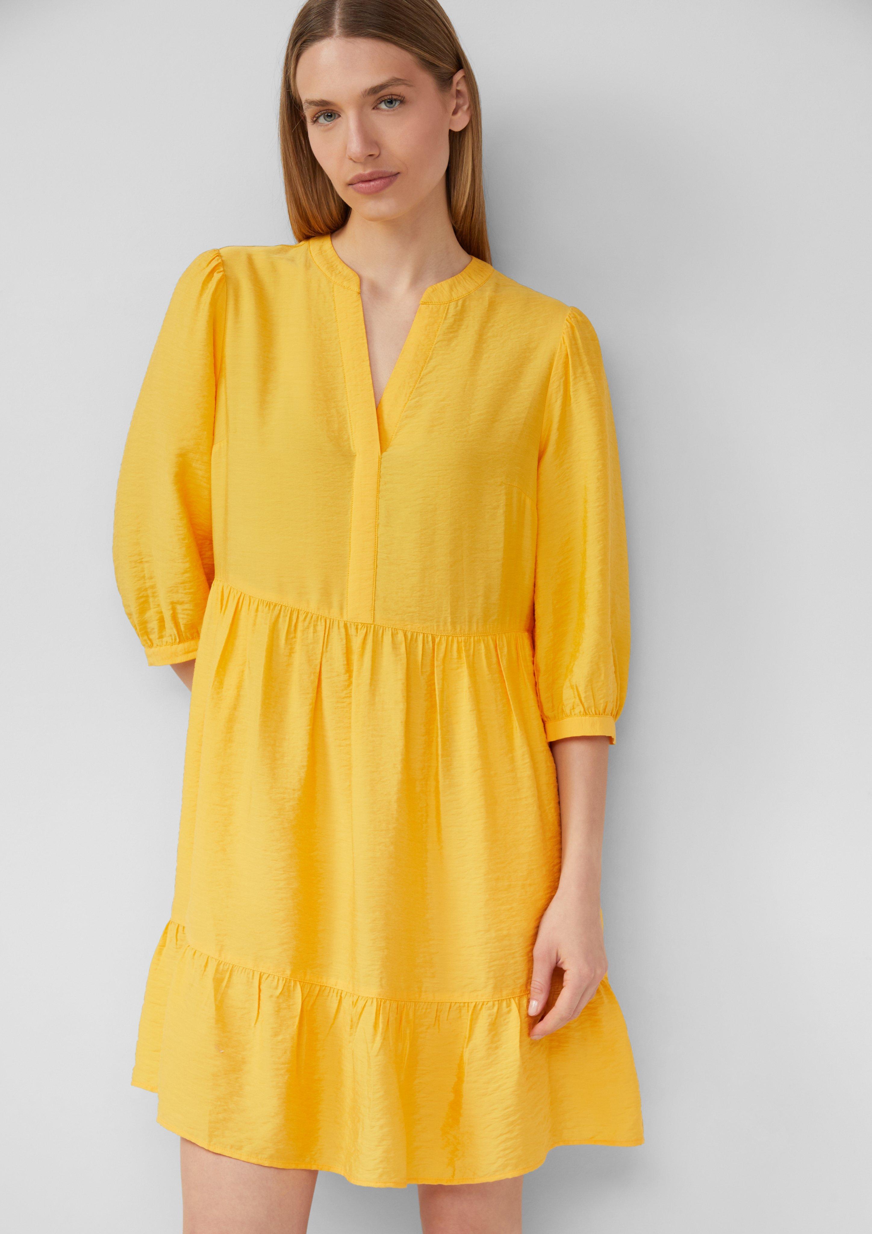 Kleid in 1395, 99A0, 02A0, 3533 & 35A1