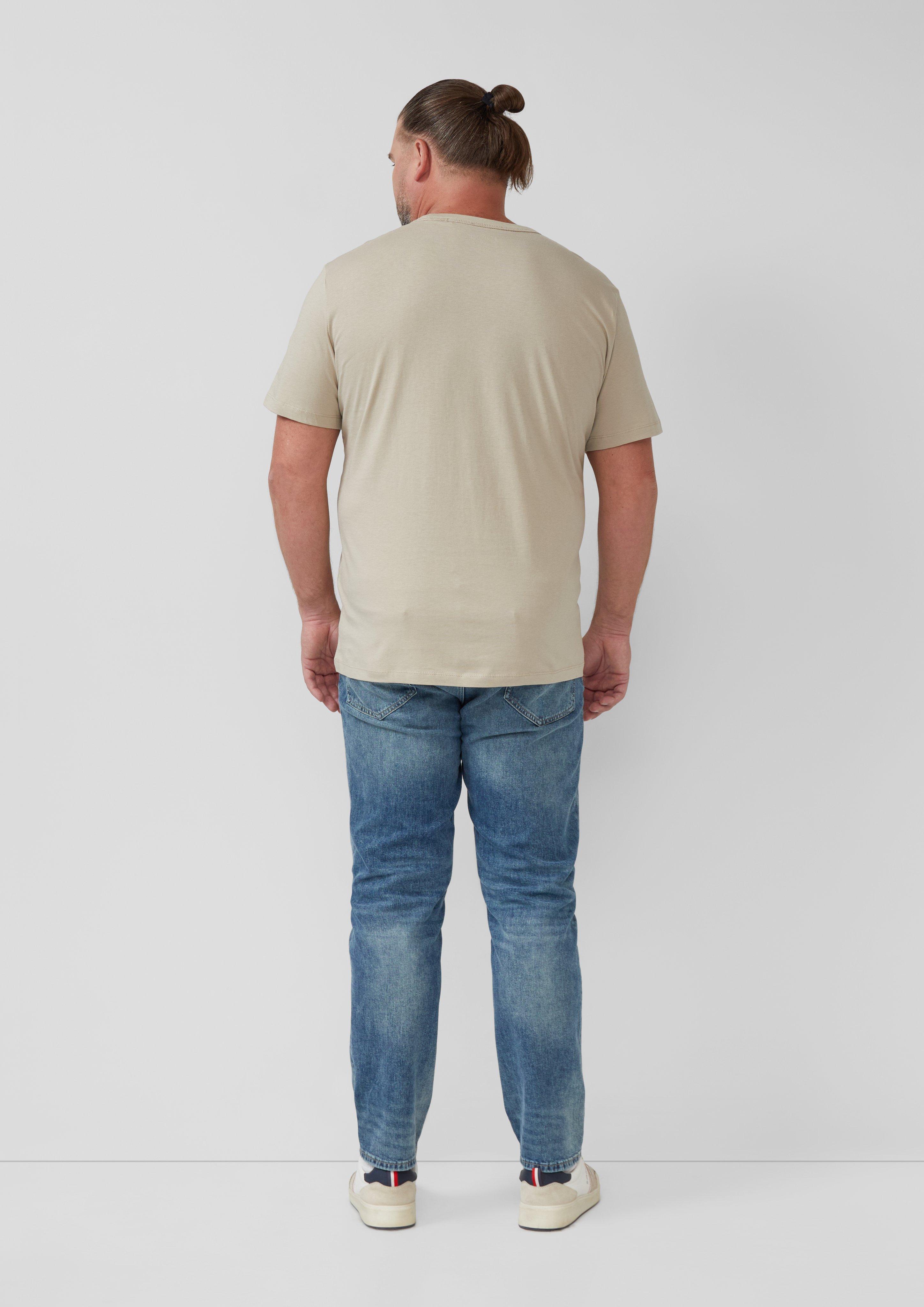 T-shirt in 81D1, 79D1, 79D2, 53D1, 59D1 & 35D2