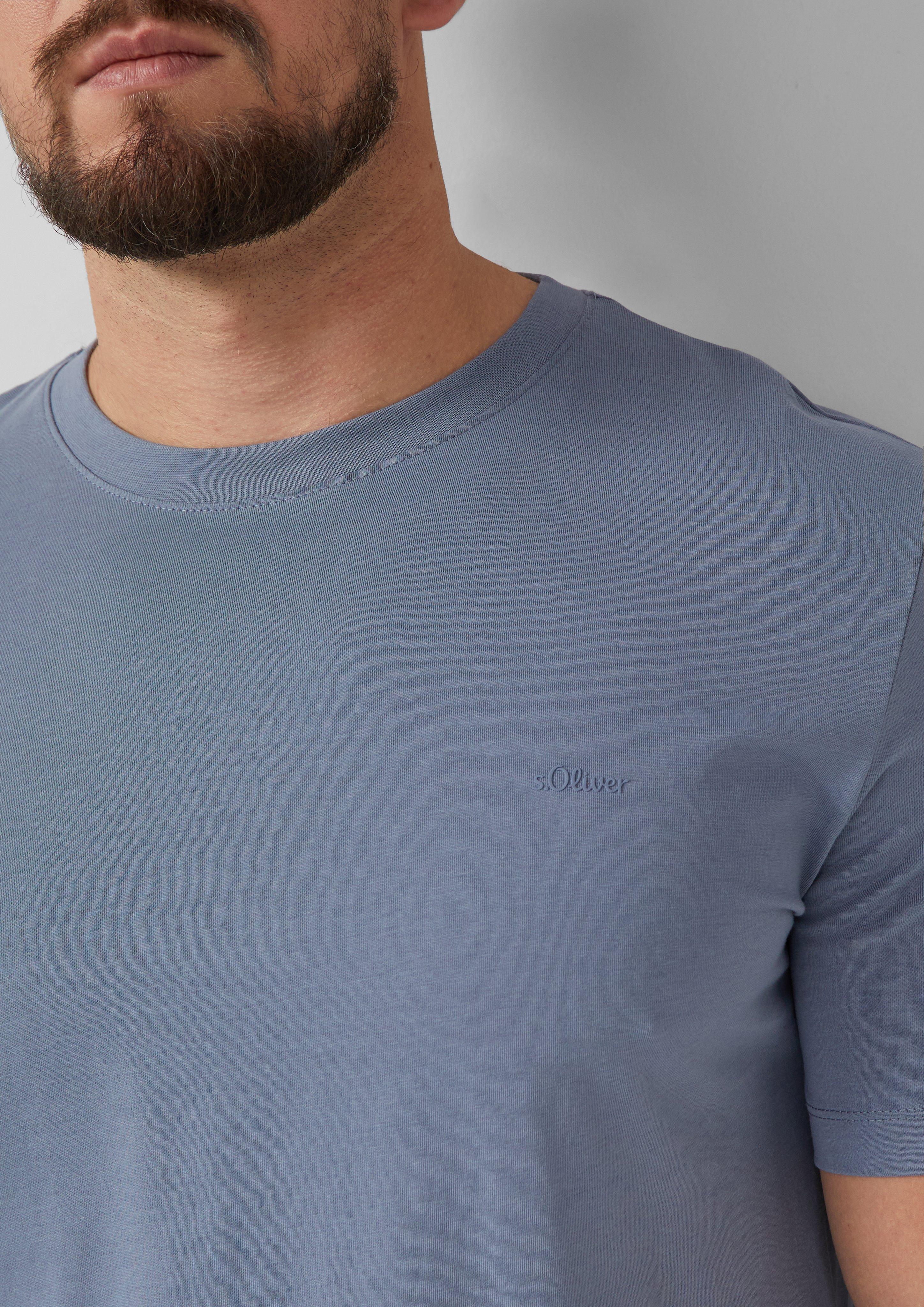 T-shirt in 5363, 0100, 7940, 3529, 9999 & 5978