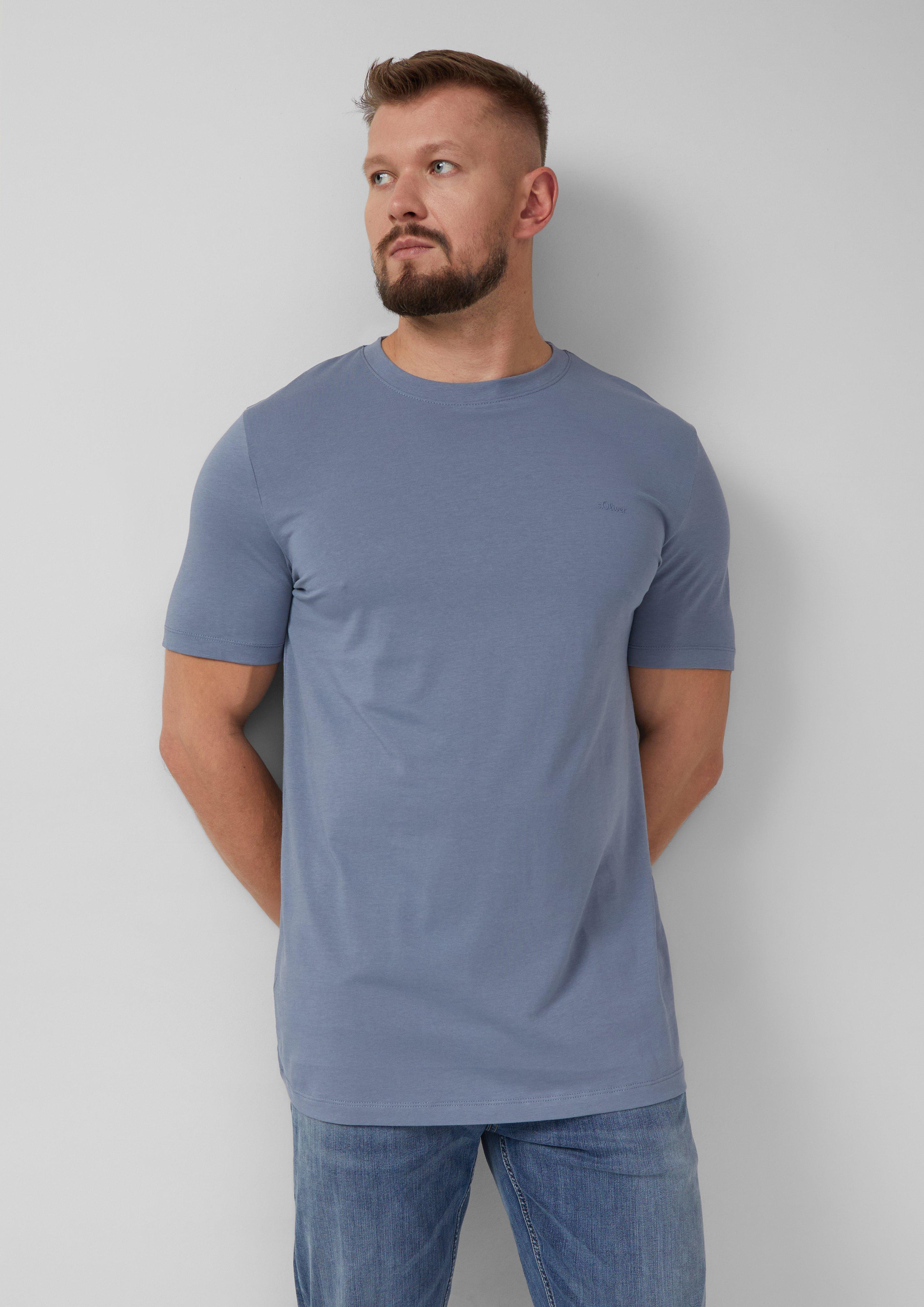 T-shirt in 5363, 0100, 7940, 3529, 9999 & 5978