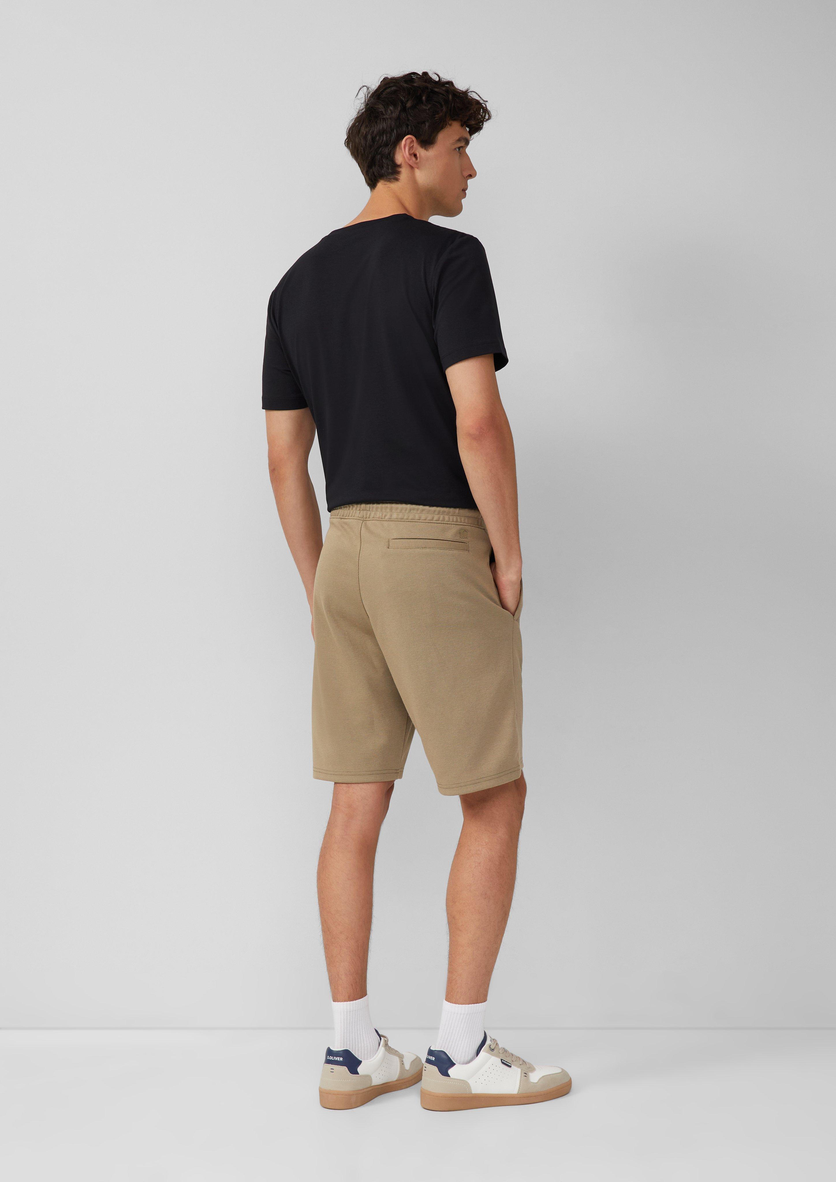 Bermudy in 7880, 5852, 9999 & 8351