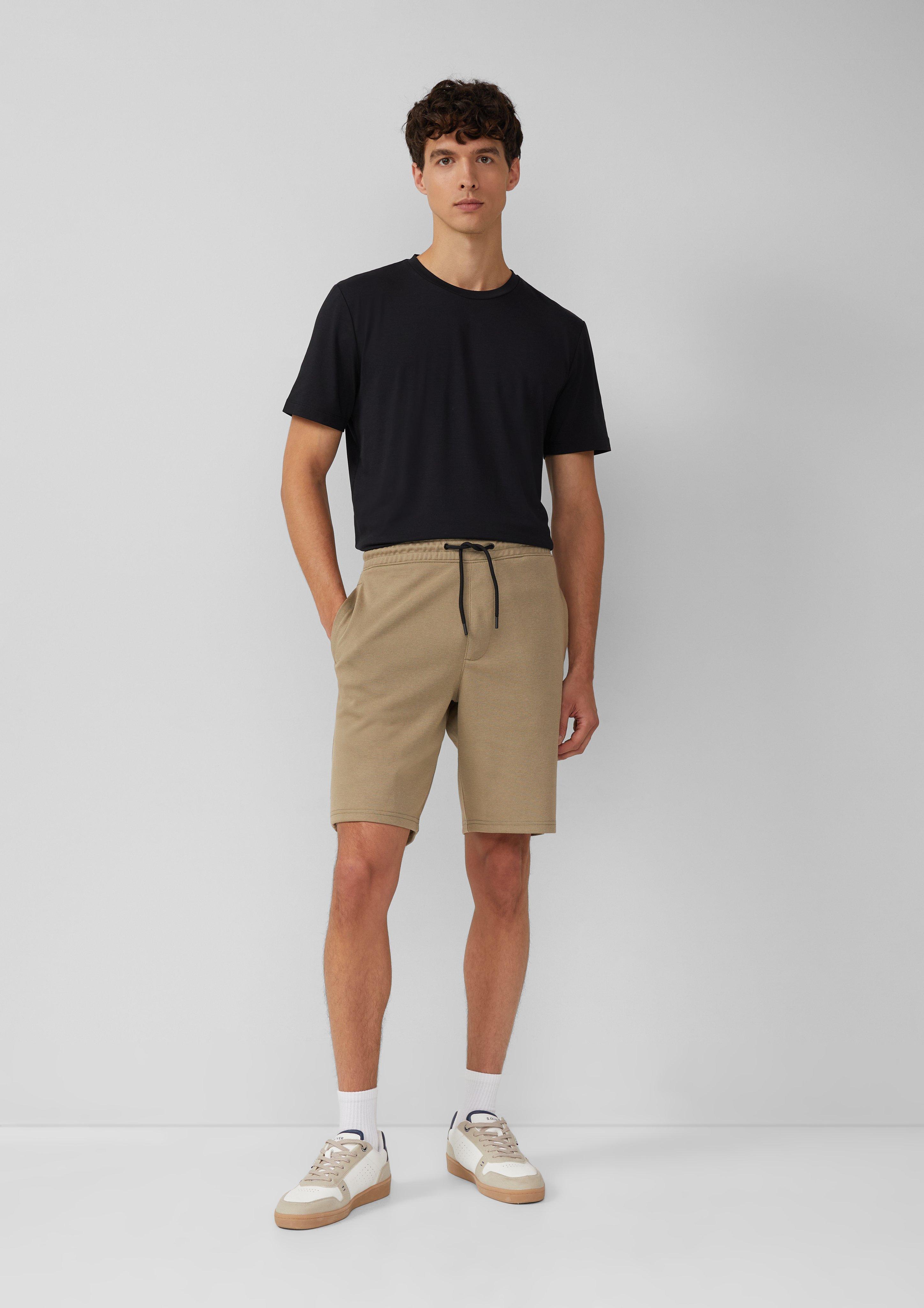 Bermudy in 7880, 5852, 9999 & 8351