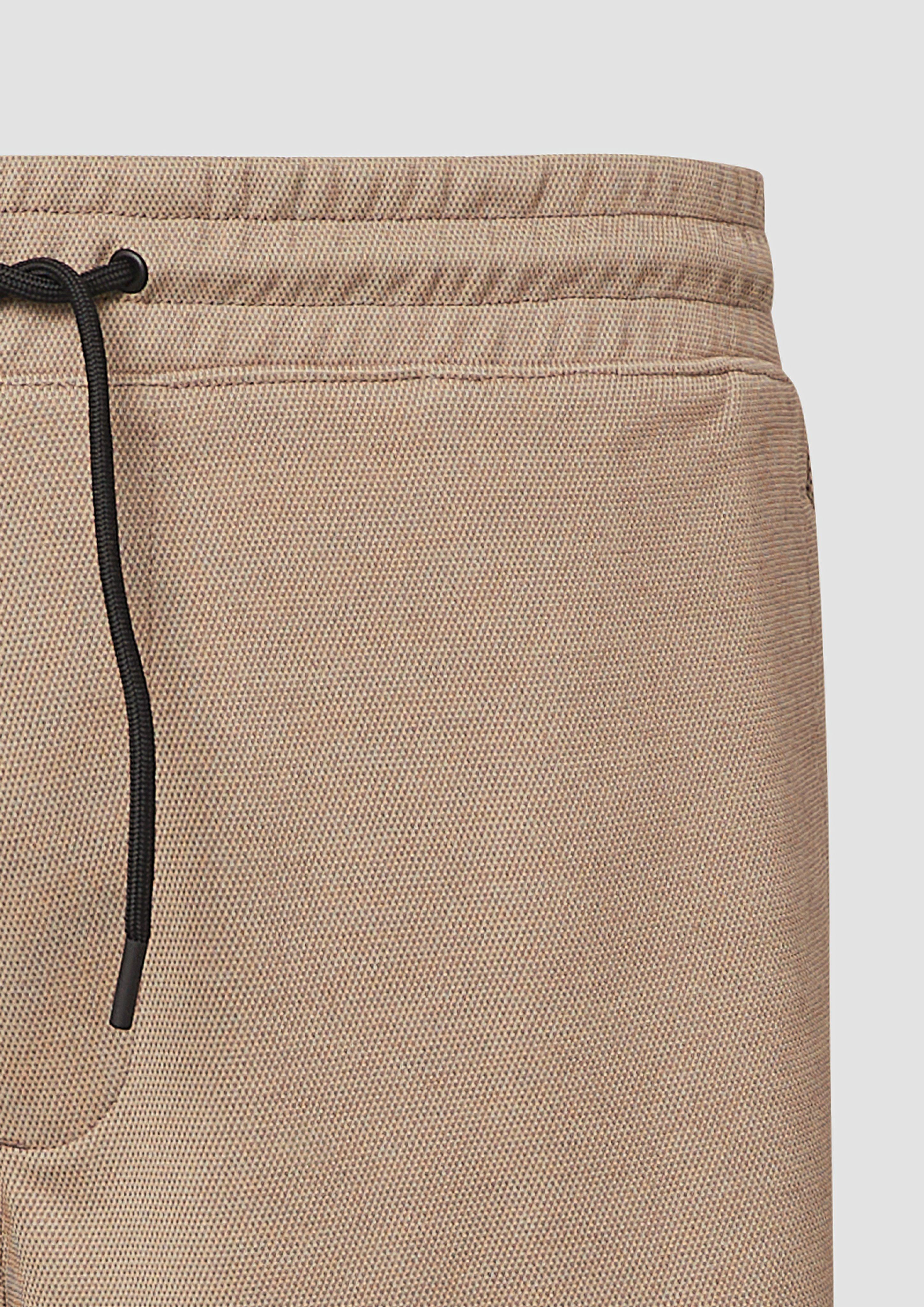 Bermuda in 8351, 7880, 5852 & 9999