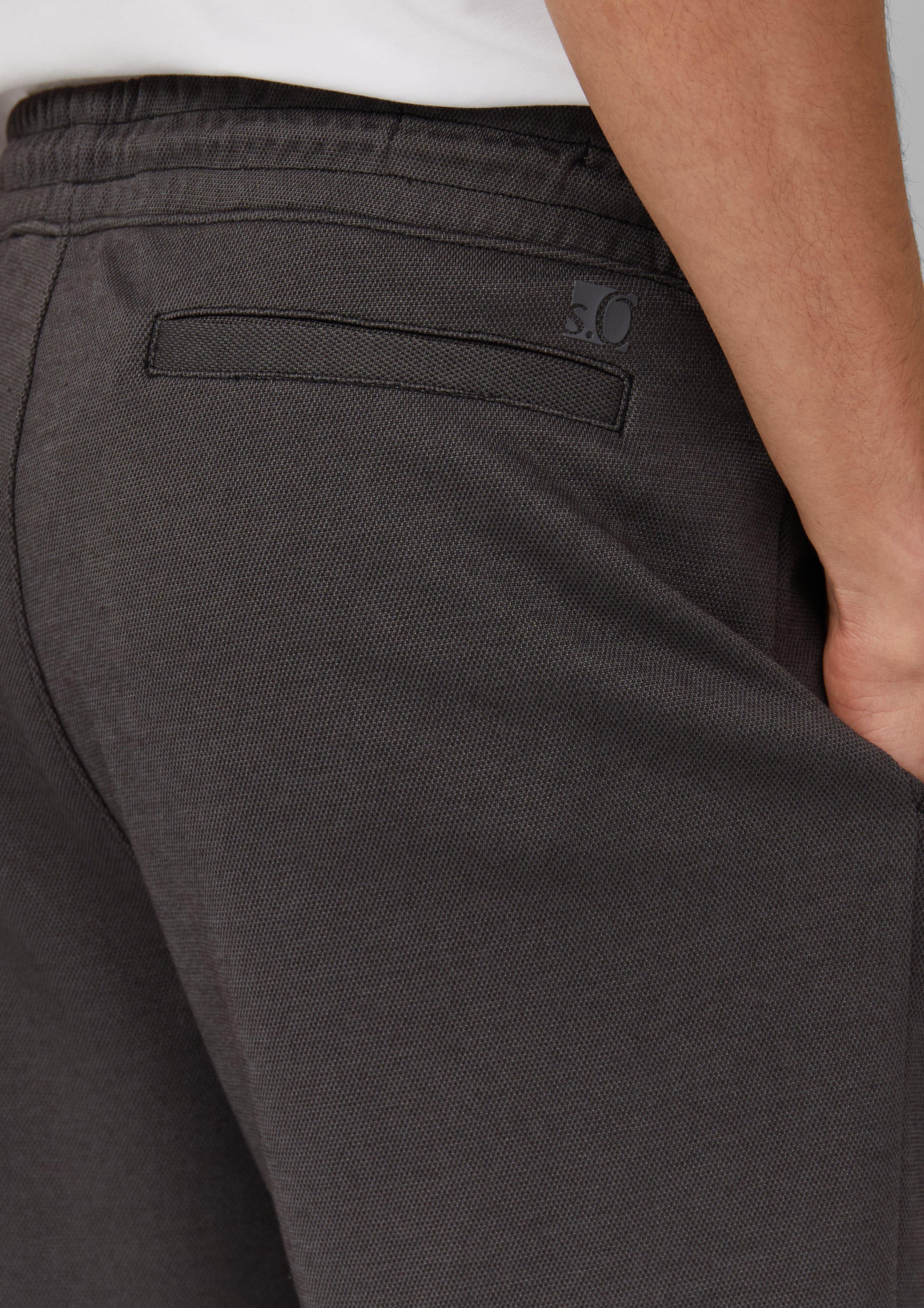 Bermuda in 9999, 7880, 5852 & 8351