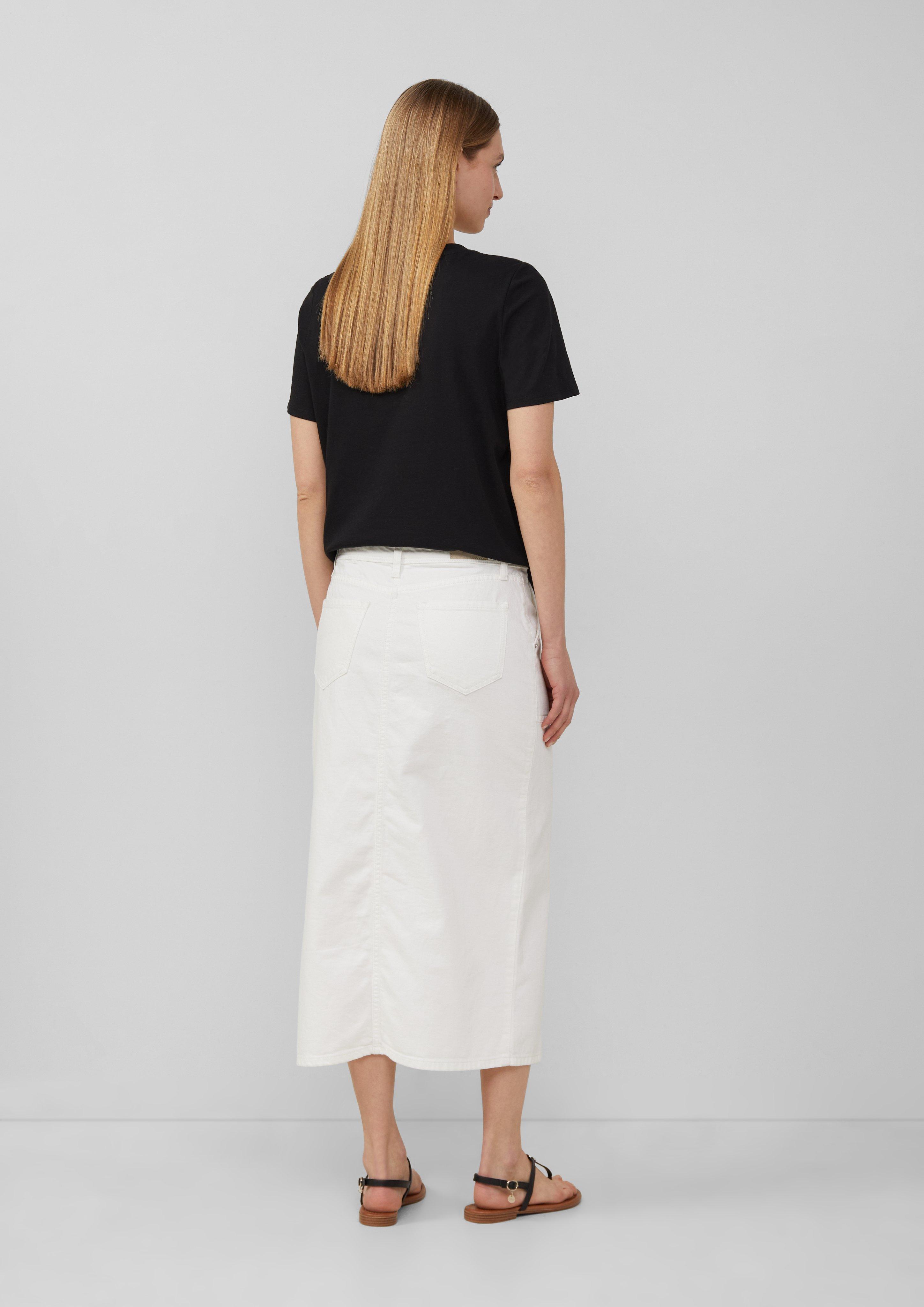 T-Shirt in 99D0, 01D1, 01D0, 99D3, 99D2, 99D1, 01D3 & 01D2