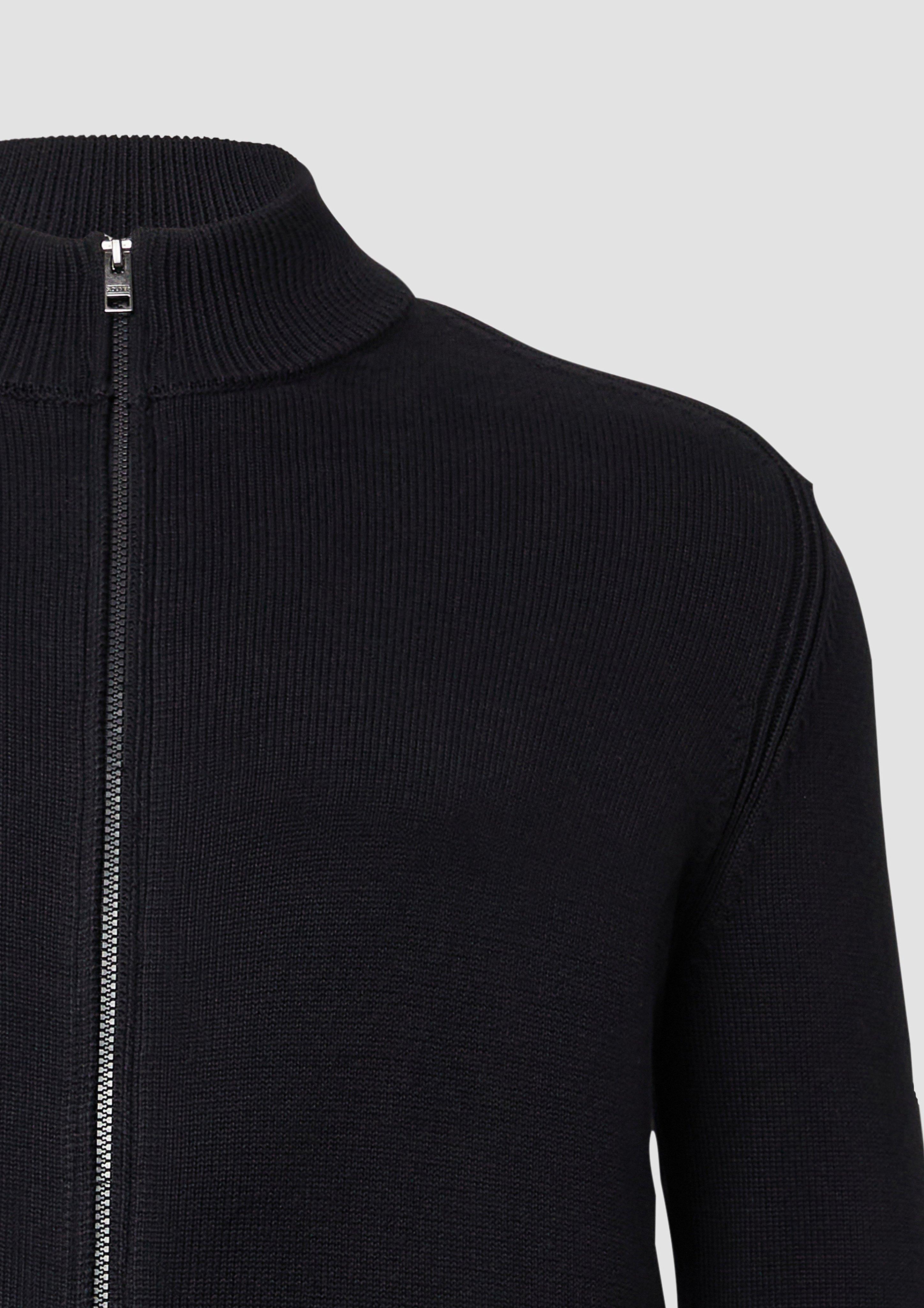 Cardigan in 9999, 80W0, 5978 & 94W0