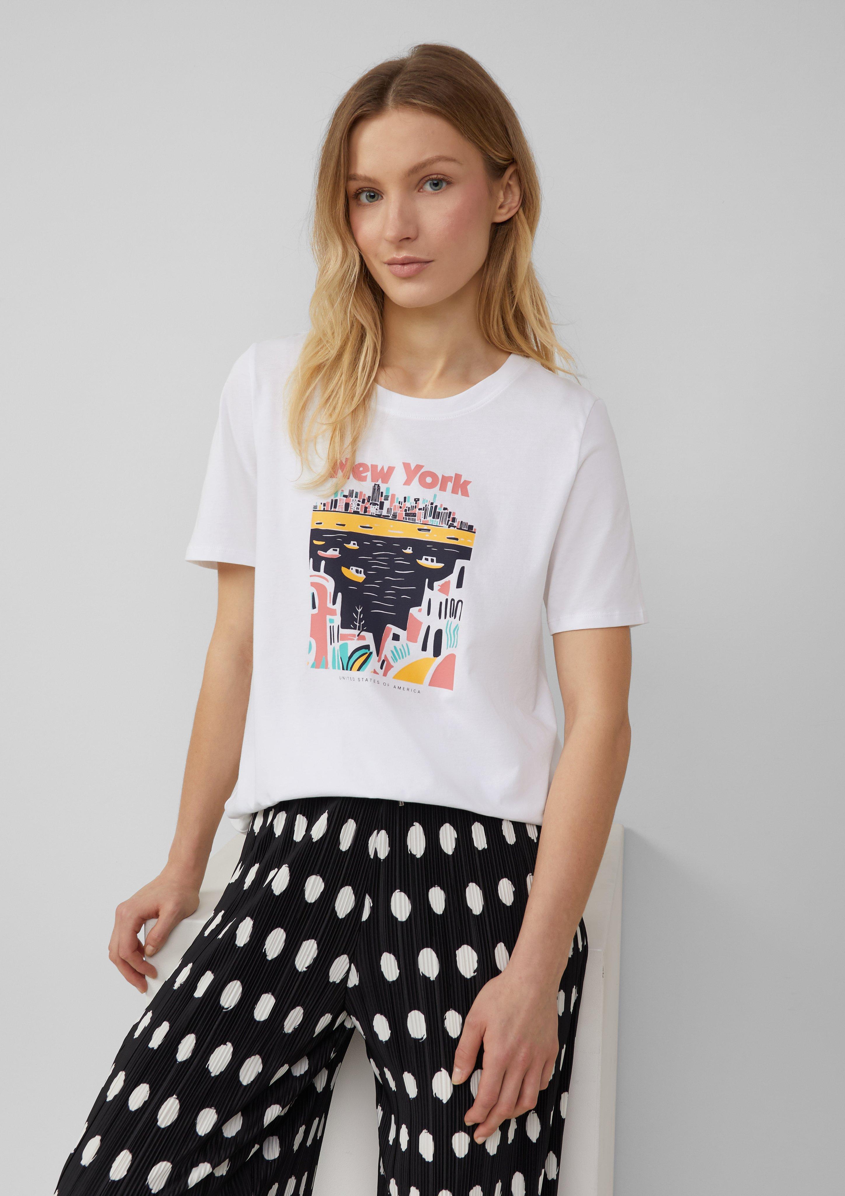 T-shirt in 01D3, 60D5, 01D2, 01D1, 50D4 & 01D0