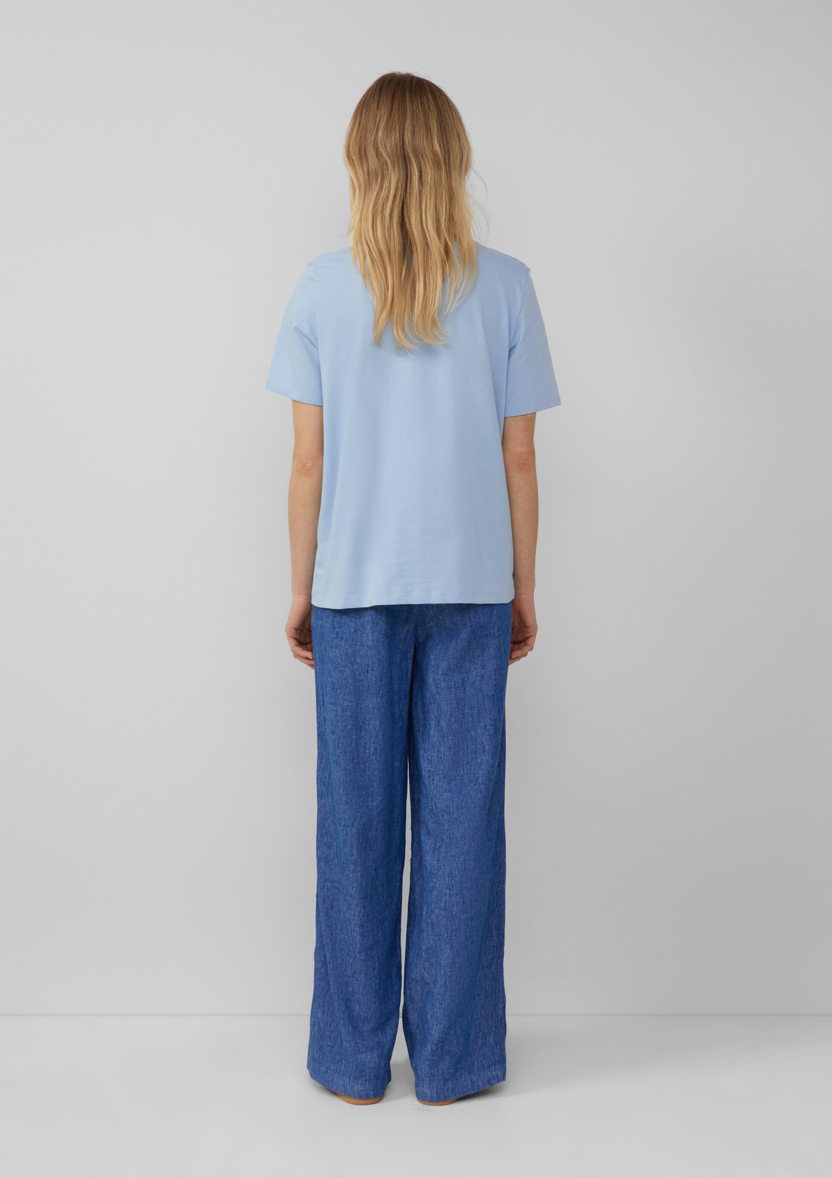 T-shirt in 50D4, 60D5, 01D3, 01D2, 01D1 & 01D0