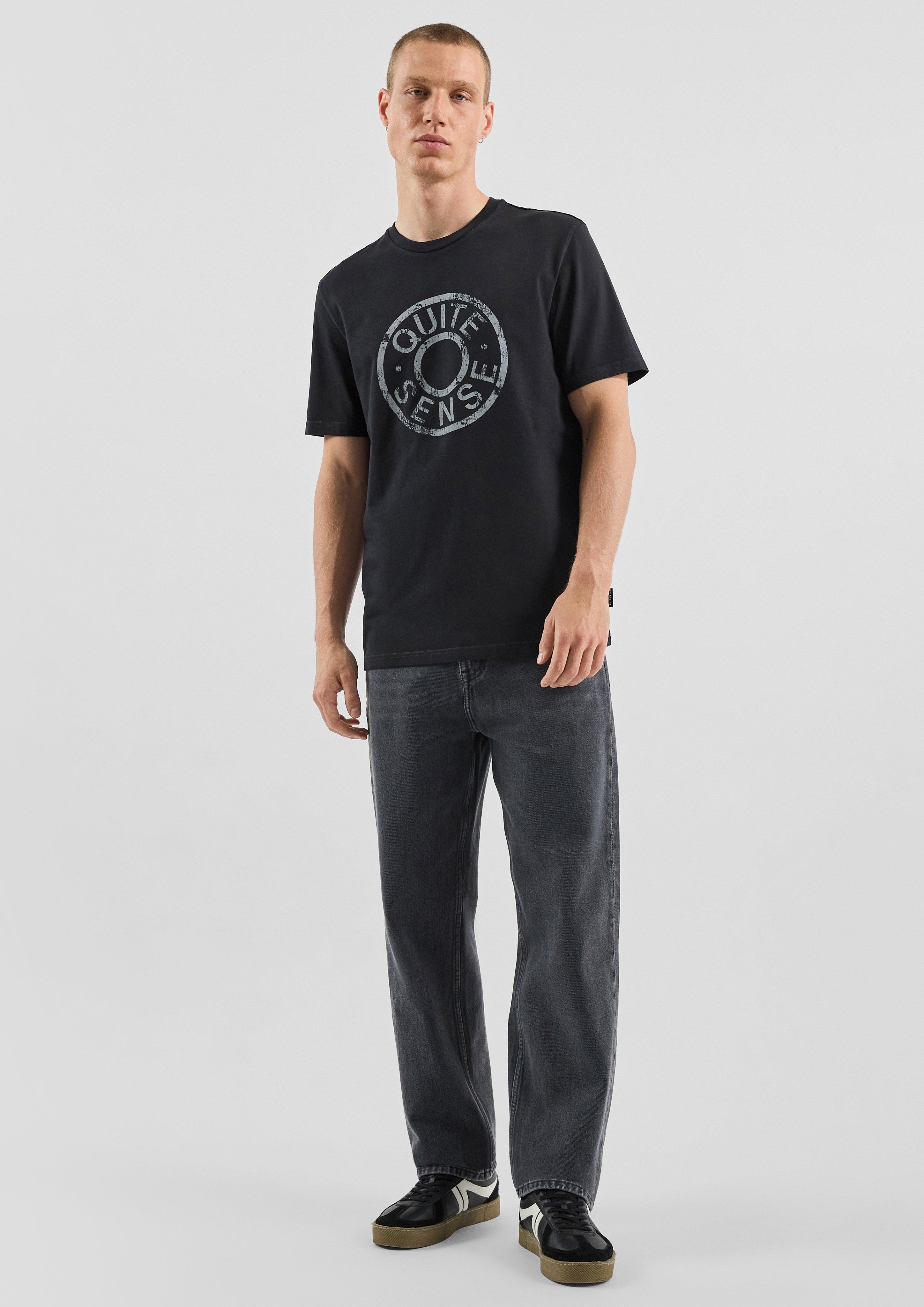 T-Shirt in 99D0, 62D0 & 48D0