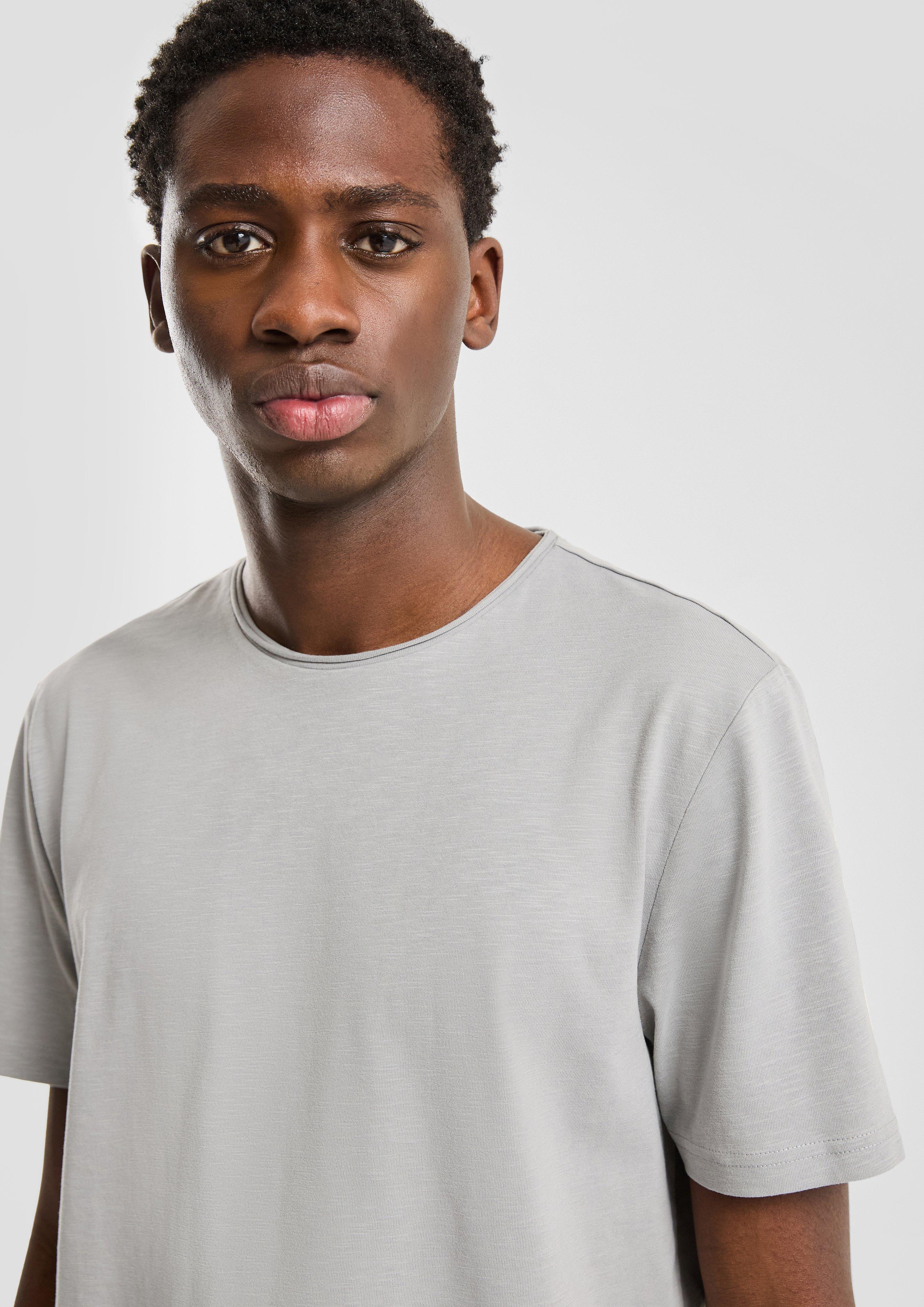 T-shirt in 9505 & 0300