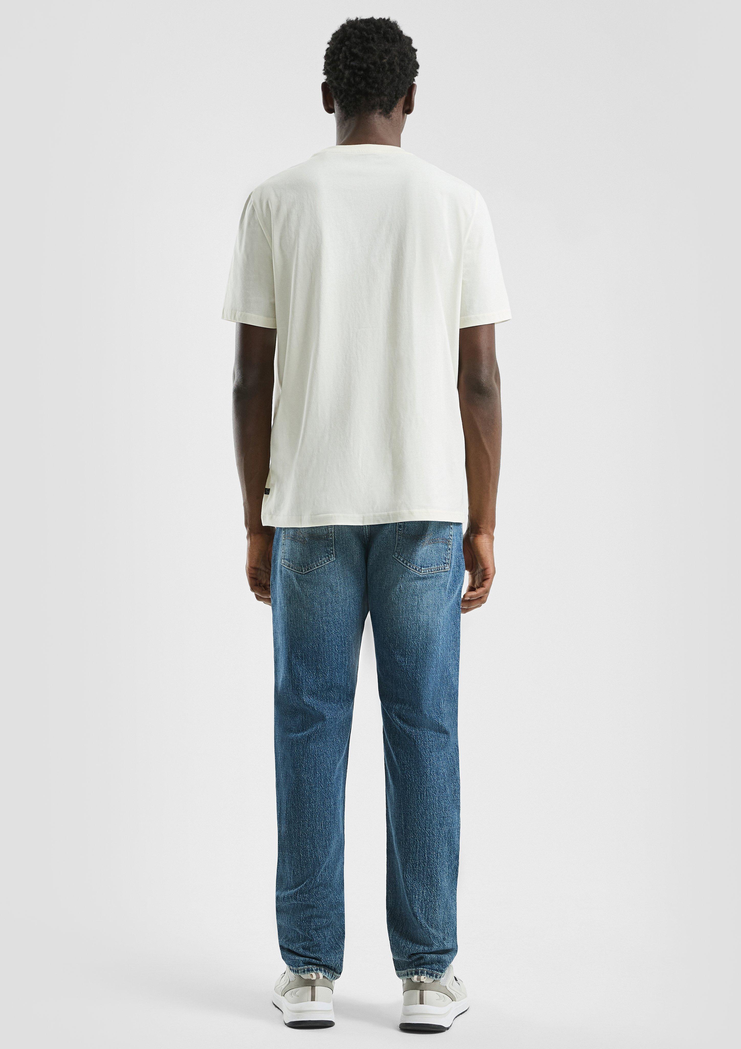 T-shirt in 03D0, 86D0 & 55D0