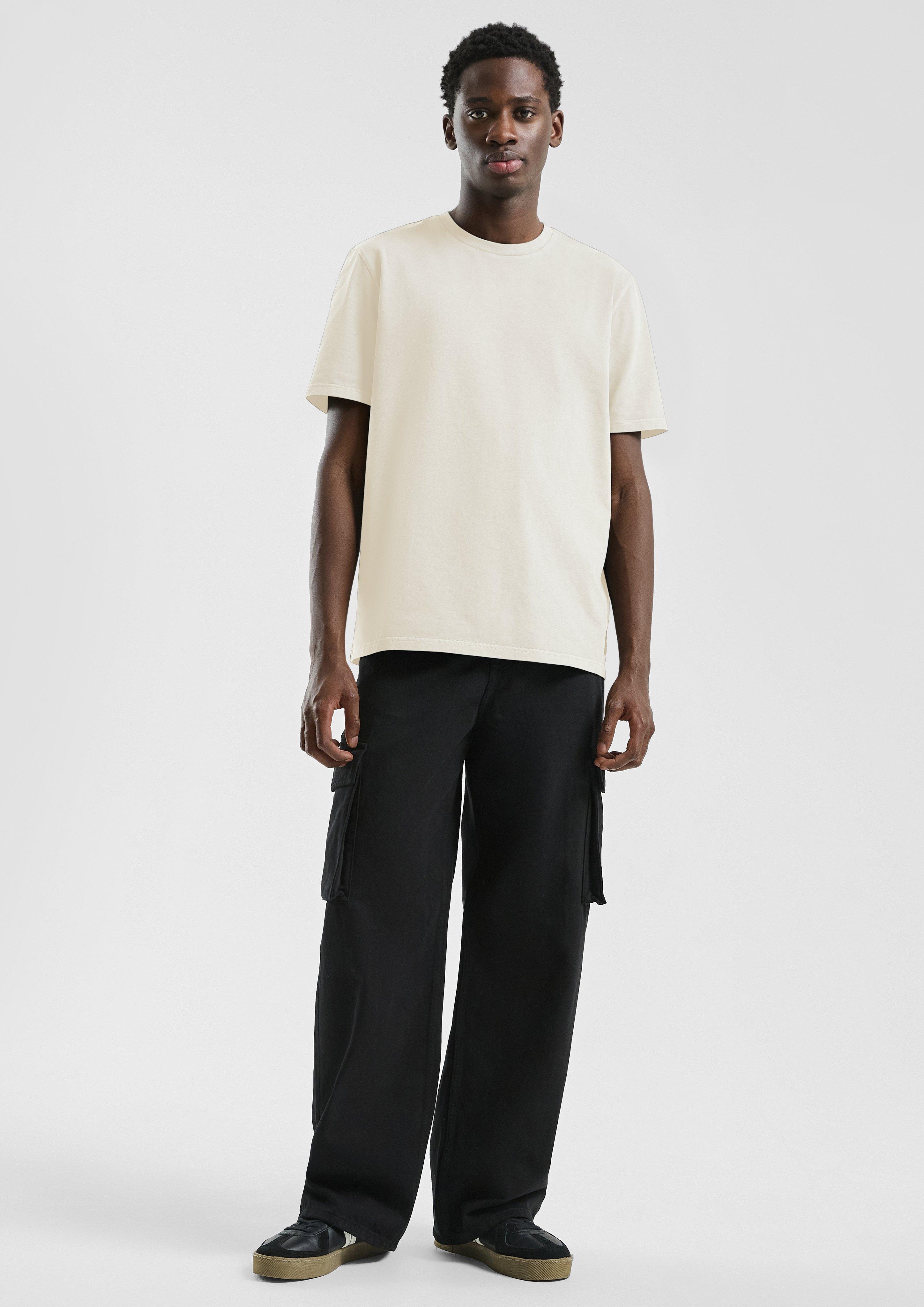 T-shirt in 0300 & 5547